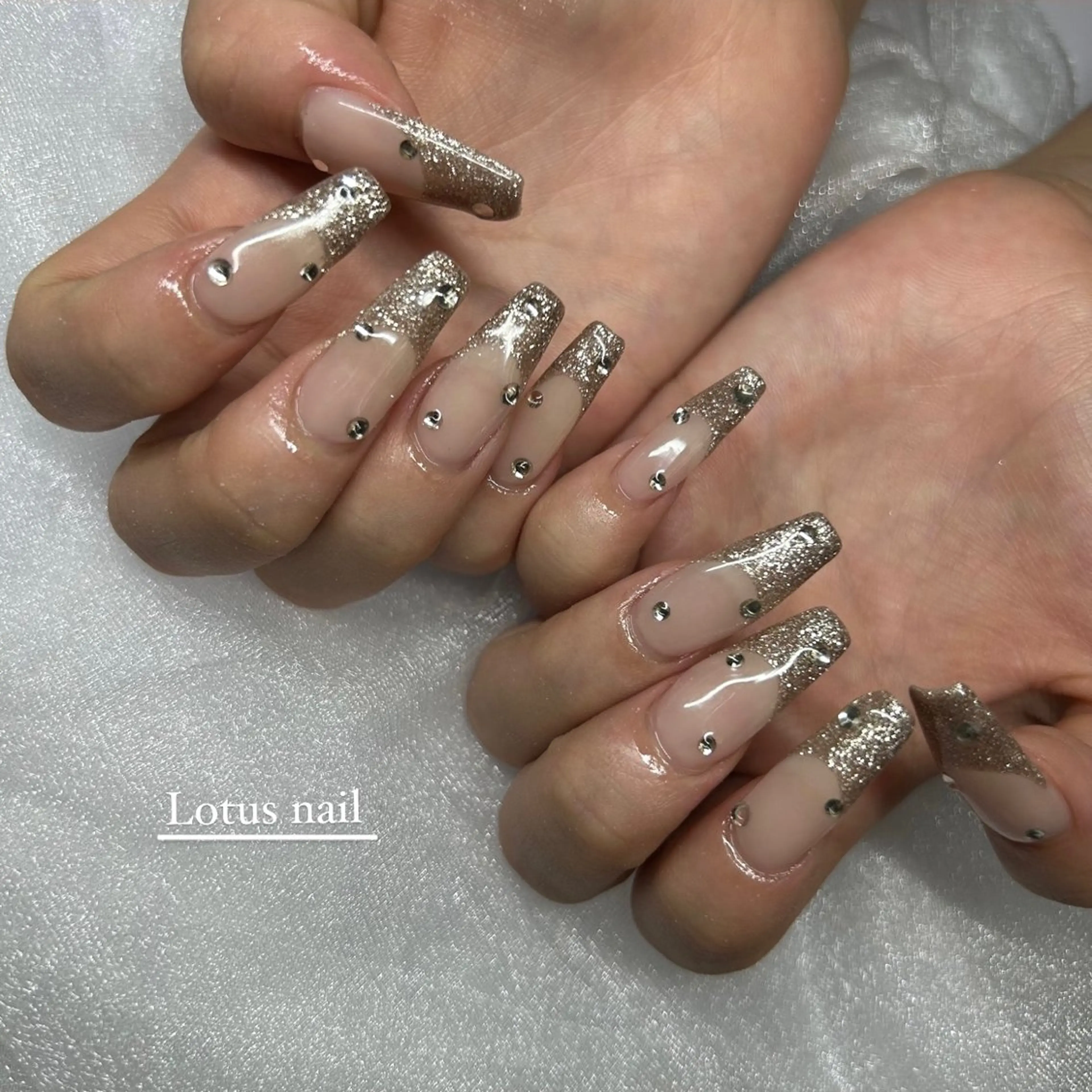 ネイル ハンドネイル privatesalon  Lotusnail所属・Lotus nailのネイルデザイン