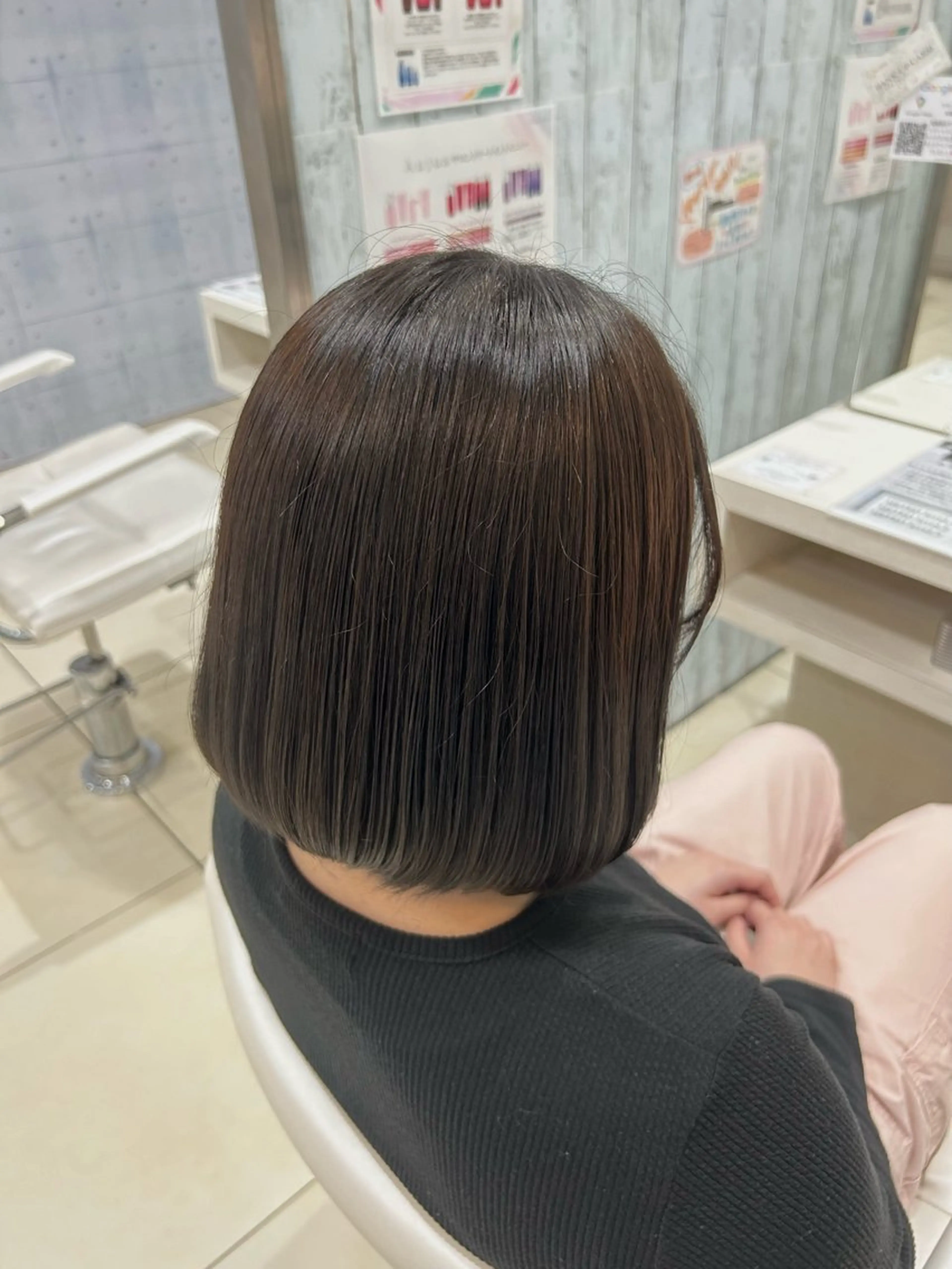 ショート ヘアカラー ✨🦄韓国風レイヤ ー🦄✨林あかりのヘアスタイル