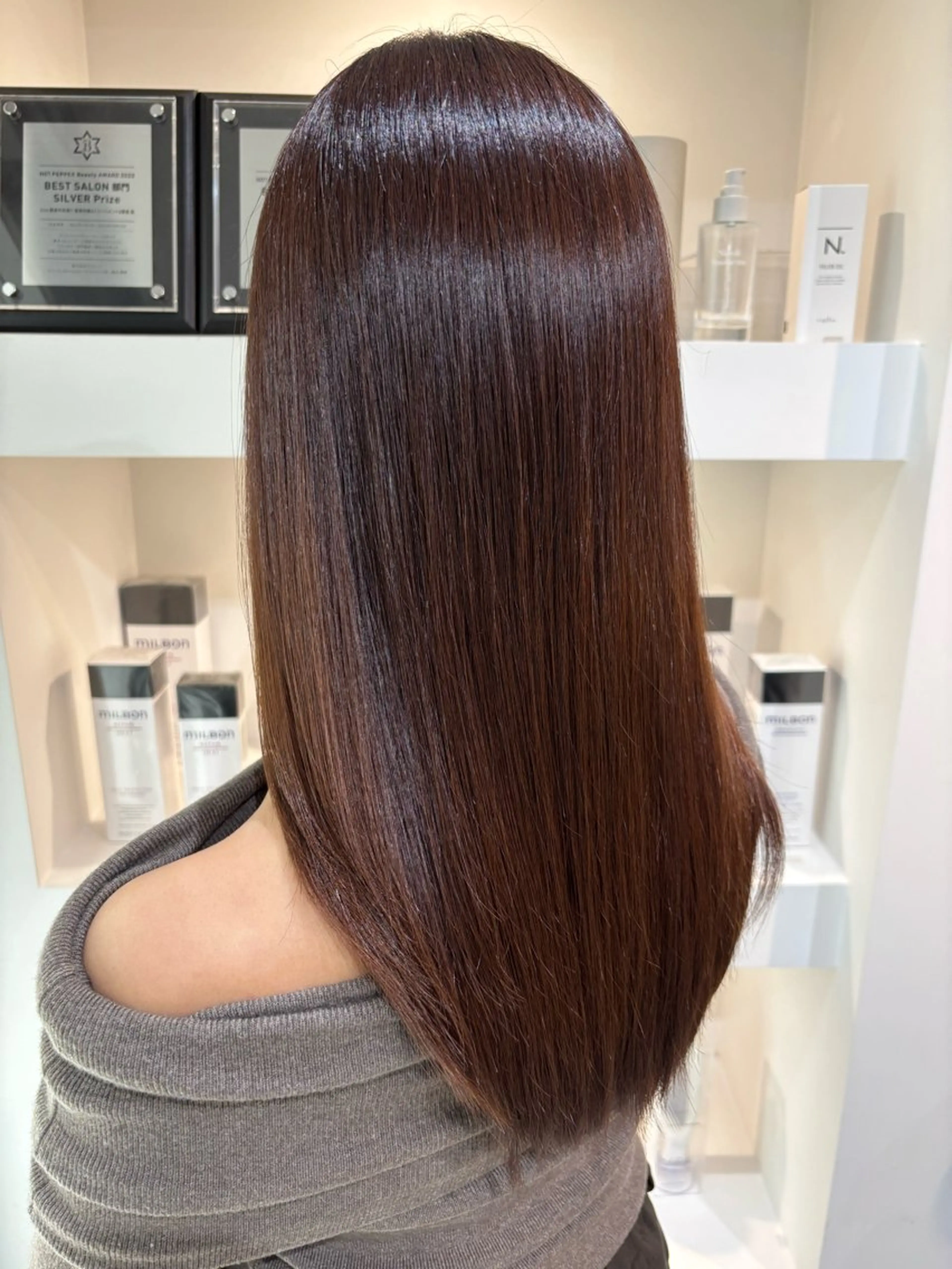 ロング 髪質改善 トリートメント カット ヘアカラー トリートメント 髪質改善/ハッシュ /色白美肌カラーのヘアスタイル