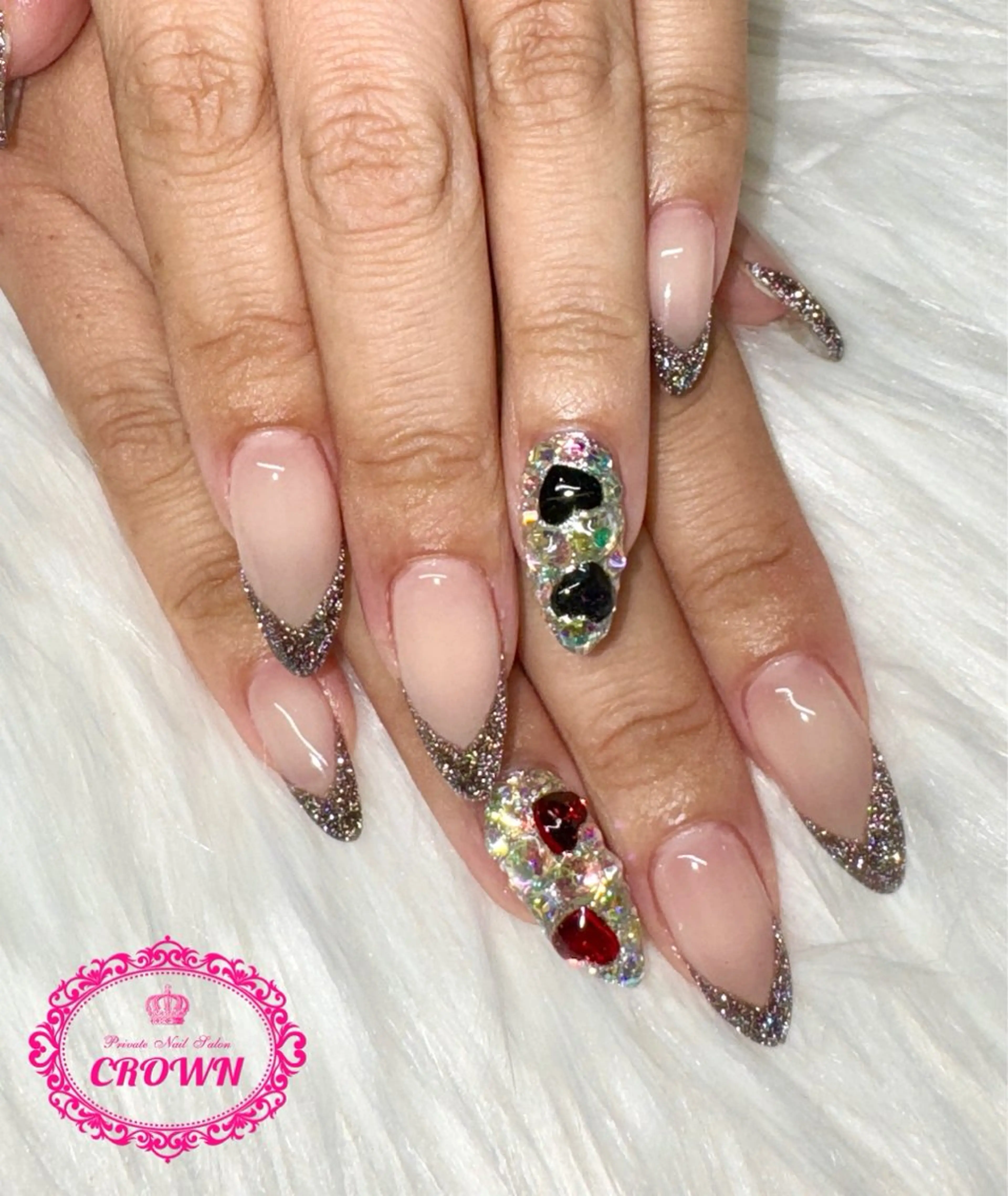 ネイル CROWN プライベートサロンのネイルデザイン