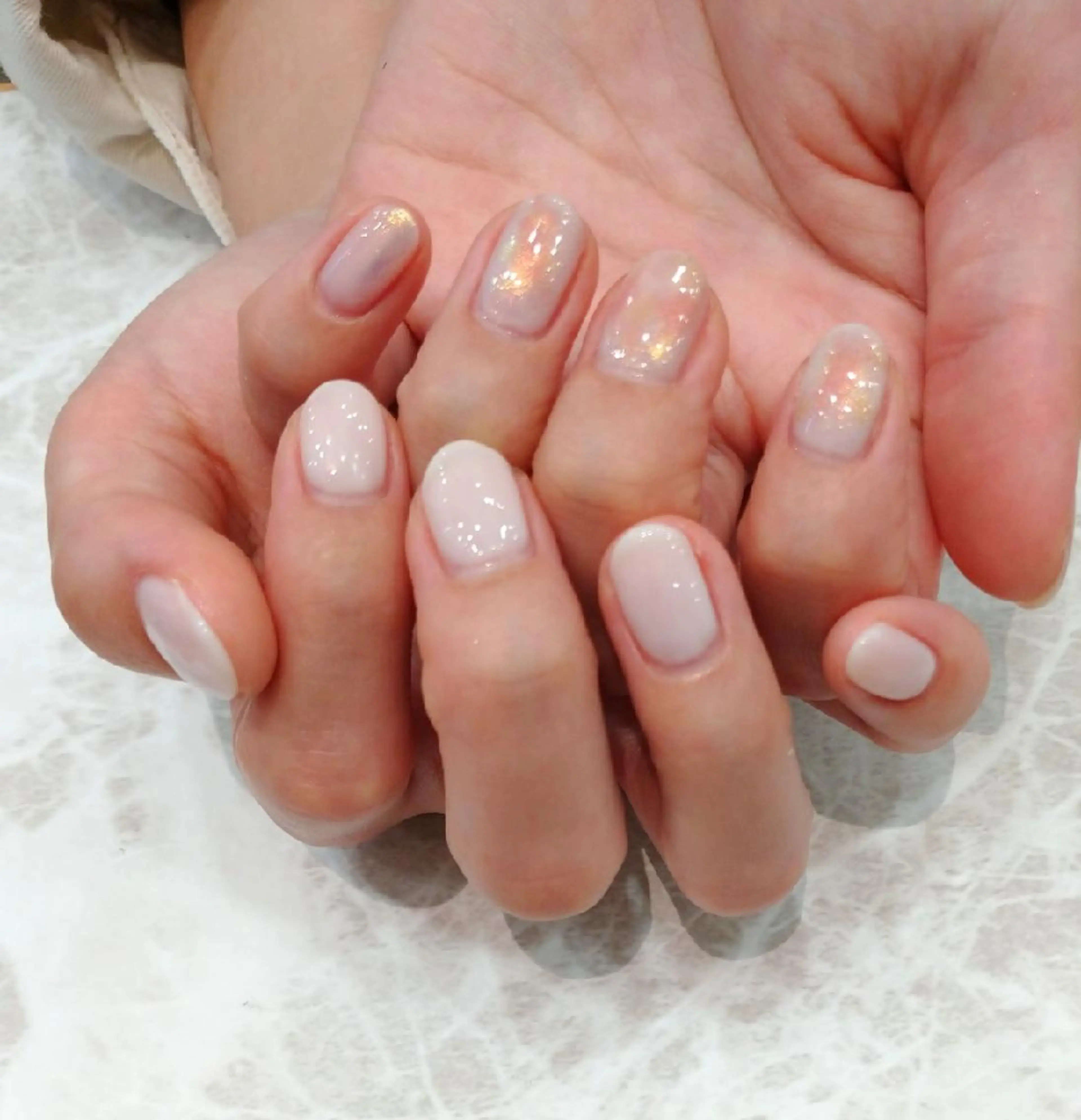 ネイル アートネイル ジェルネイル ミラーネイル ニュアンスネイル パラジェル ハンドネイル 會田 瑠衣のネイルデザイン