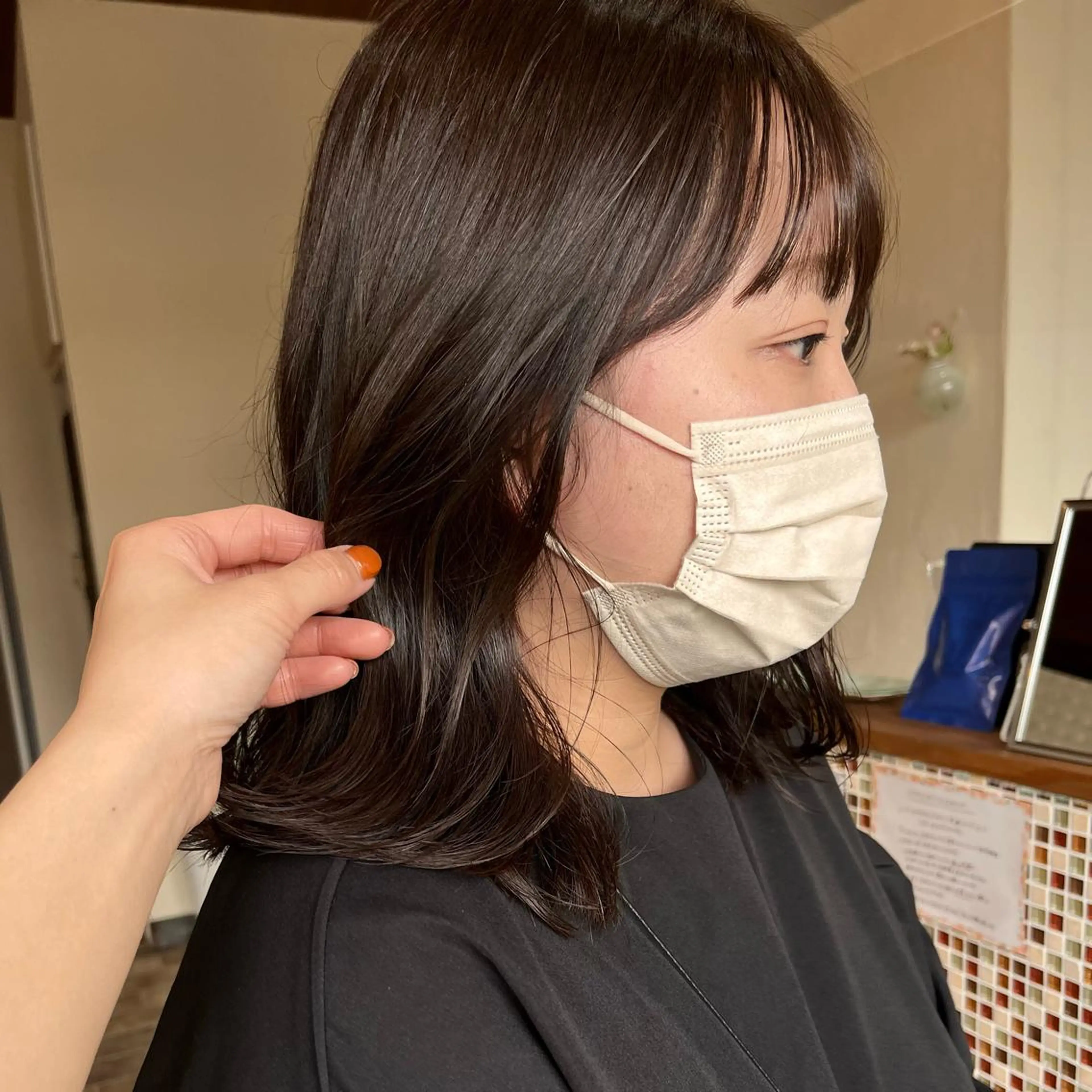 ミディアム 中村 友香のヘアスタイル