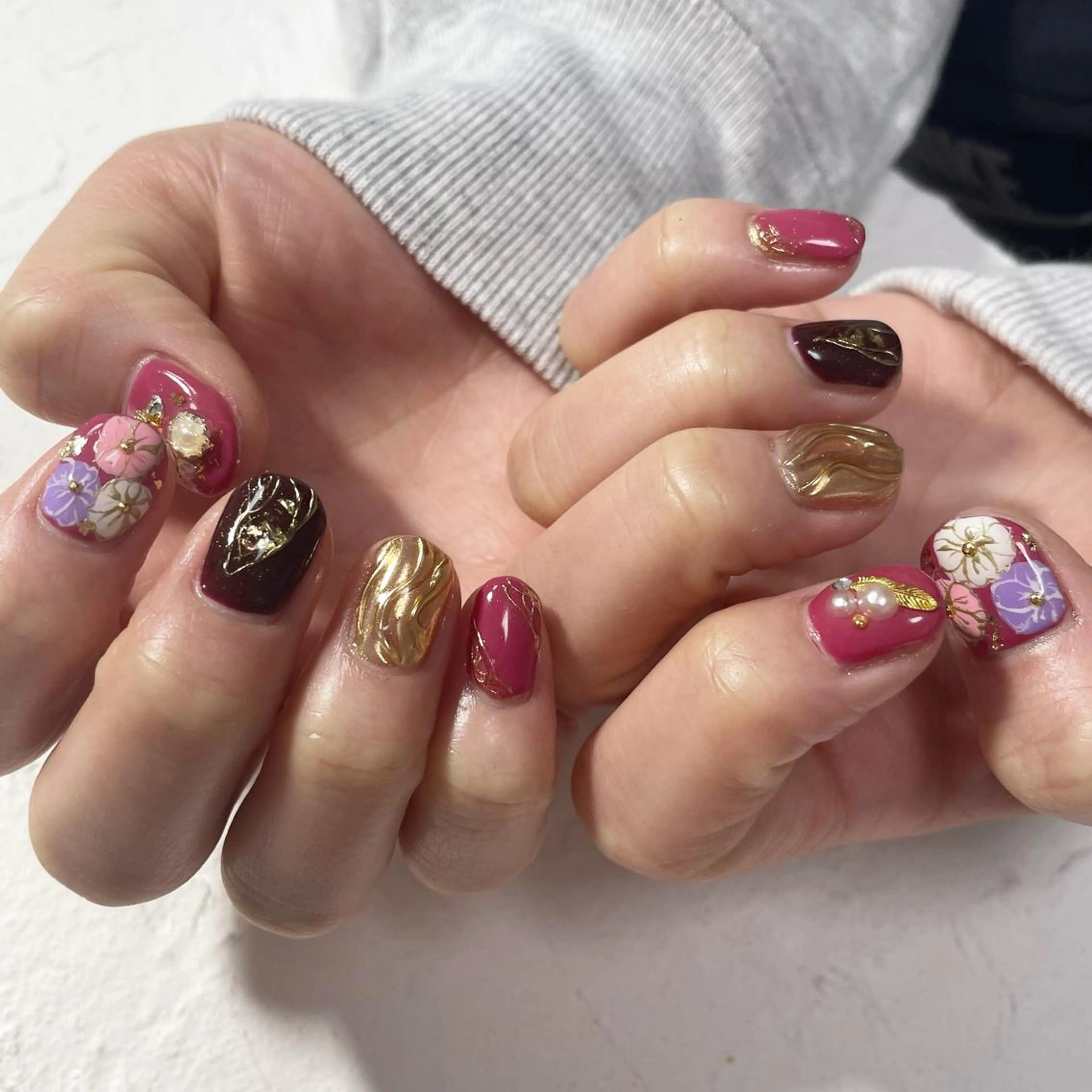 ネイル nail.gorin所属・吉村 優子のネイルデザイン