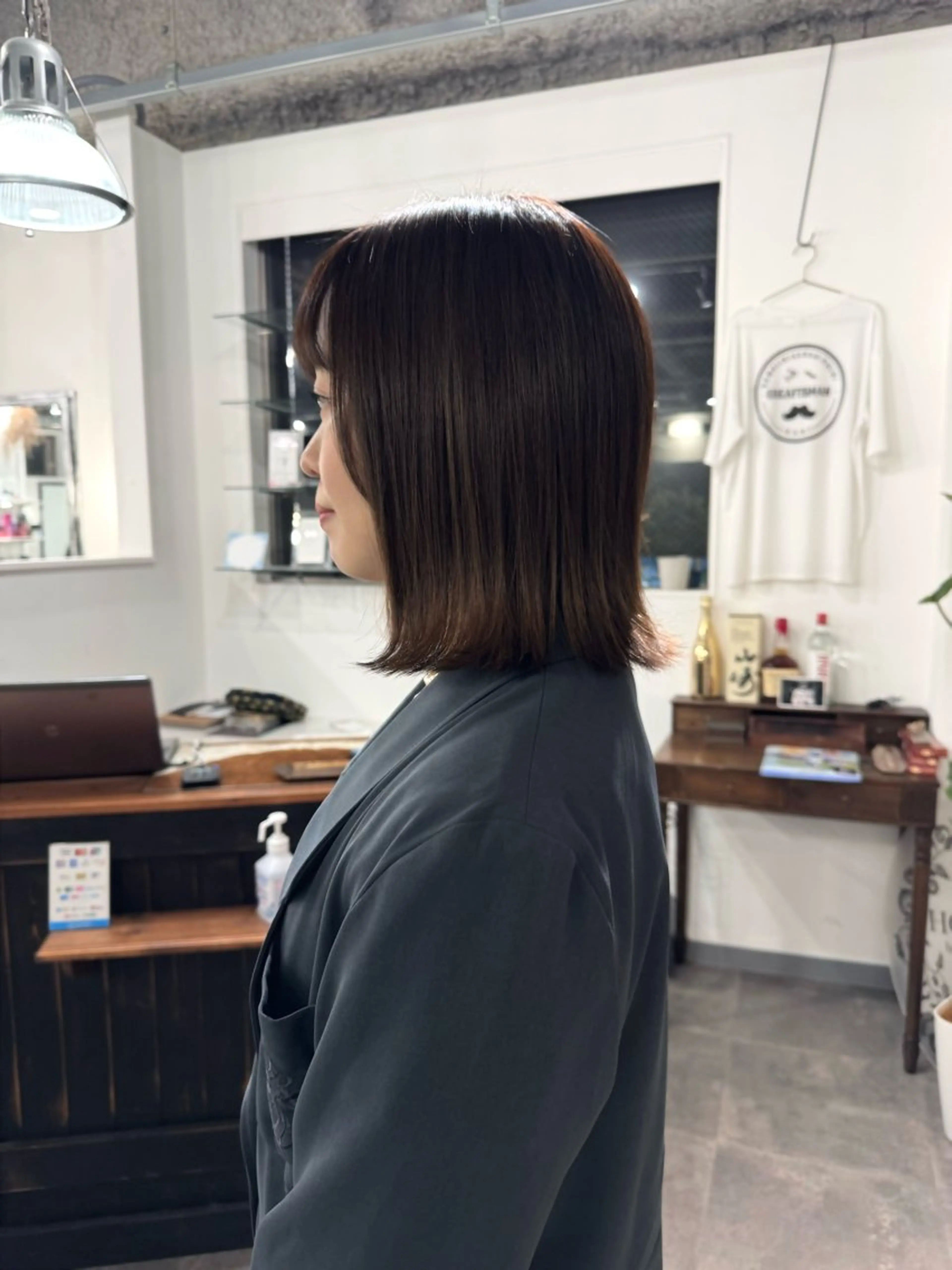 ミディアム HOLLY 髙橋ユウキのヘアスタイル