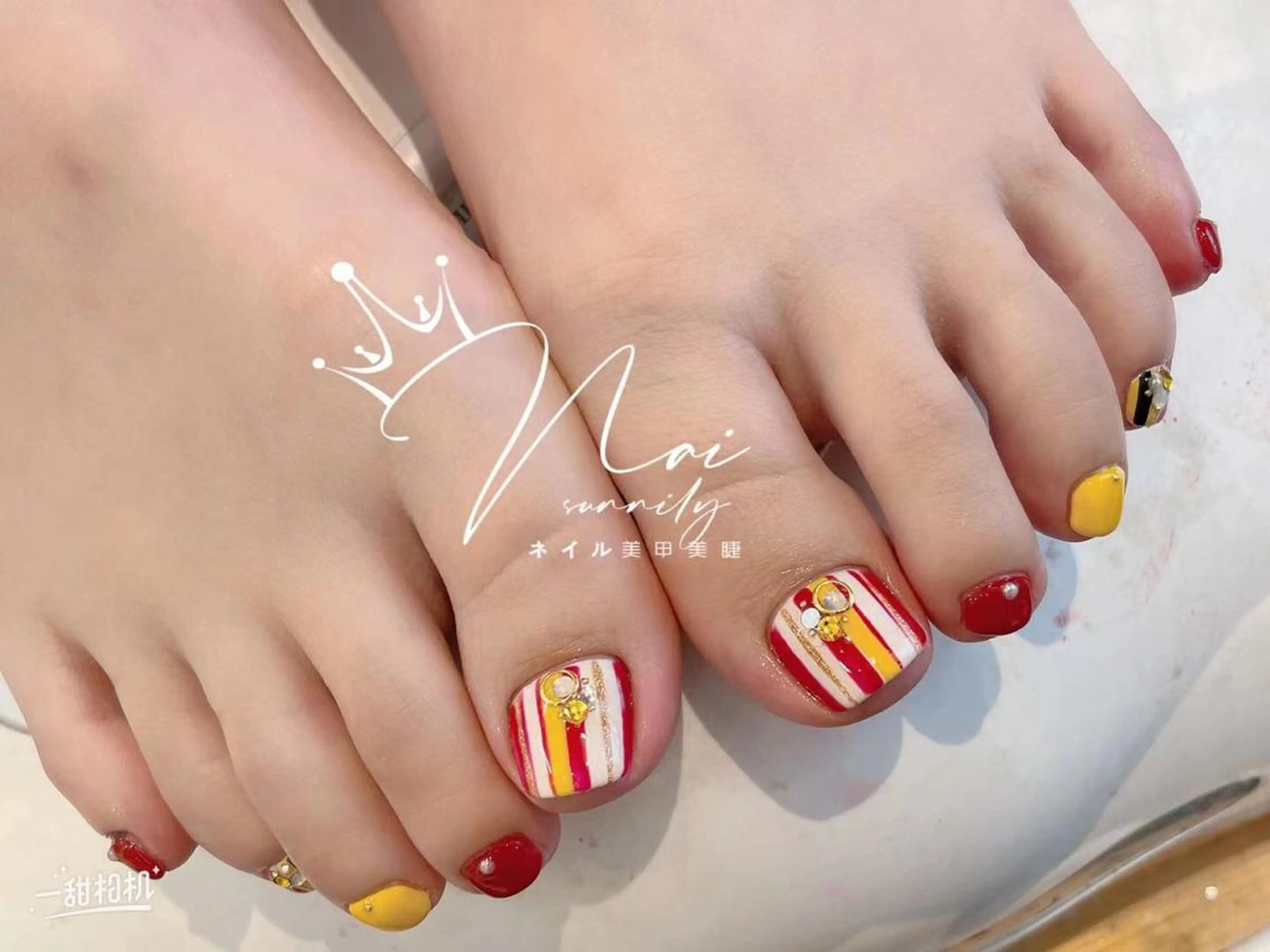 ネイル フットネイル リン リンのネイルデザイン