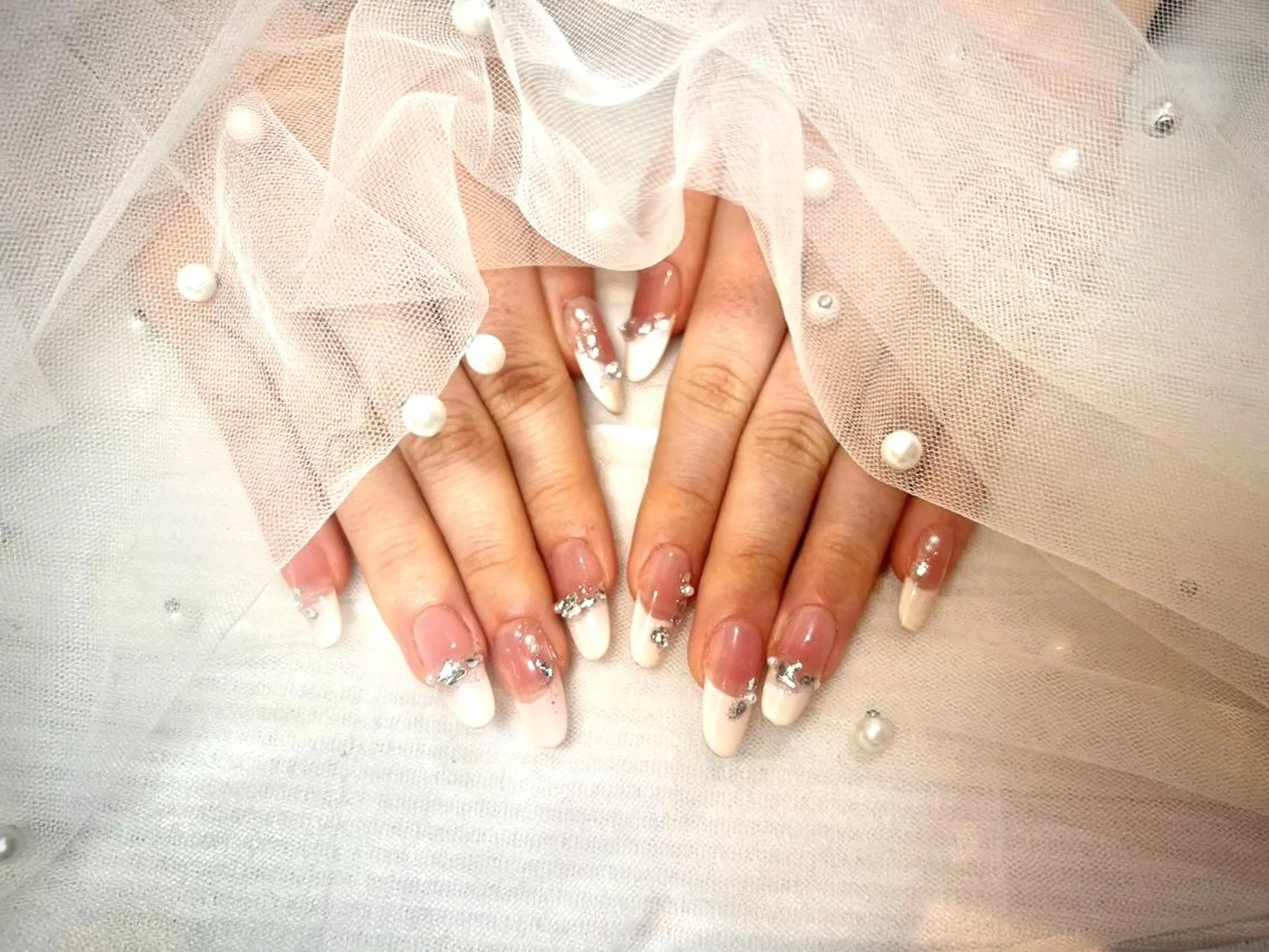 ネイル ハンドネイル EMINAL恵比寿 サラのネイルデザイン