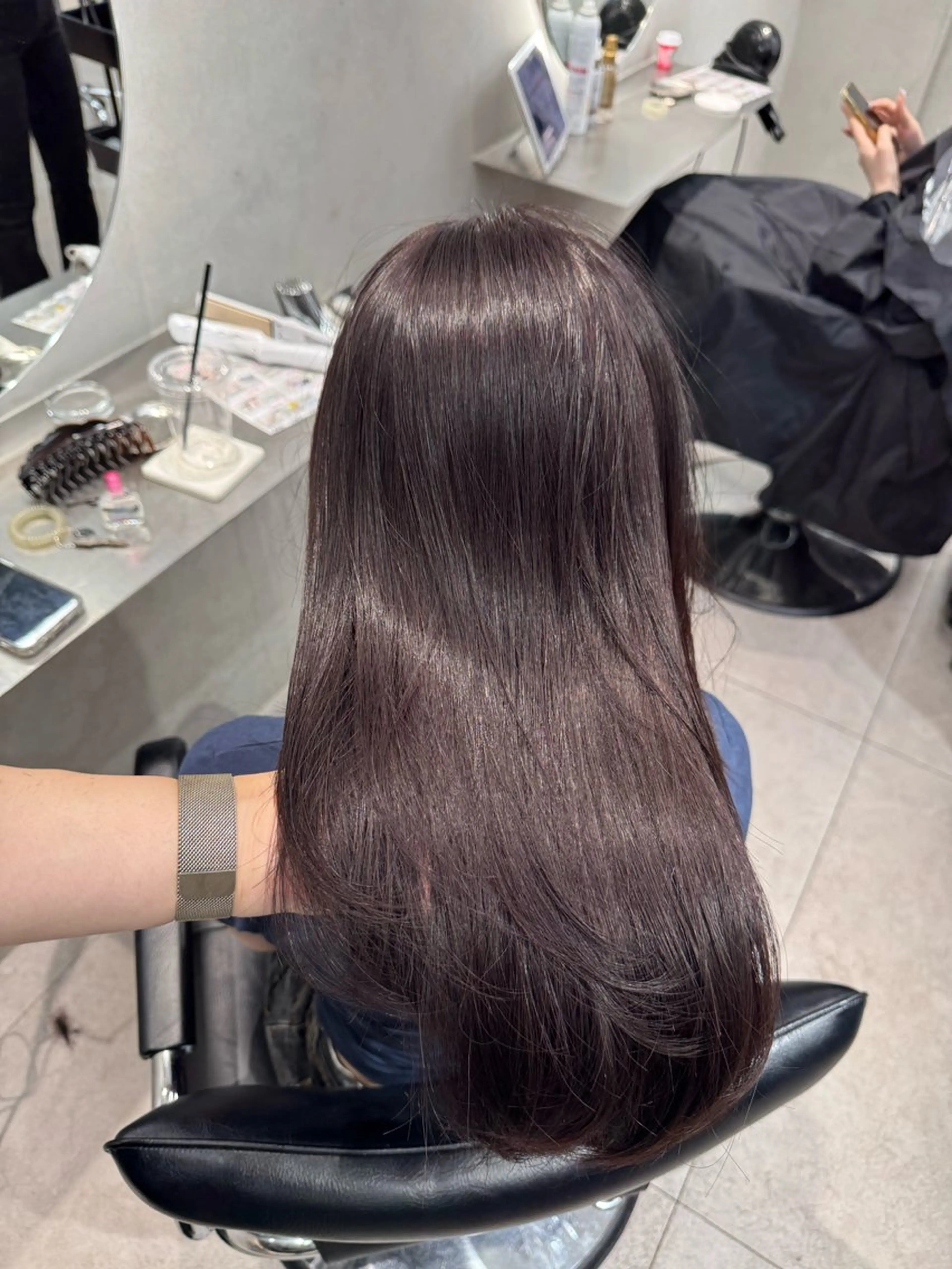 セミロング ヘアカラー 縮毛矯正 🫧‪髪質改善/艶髪 🫧‪艶カラー／りくのヘアスタイル