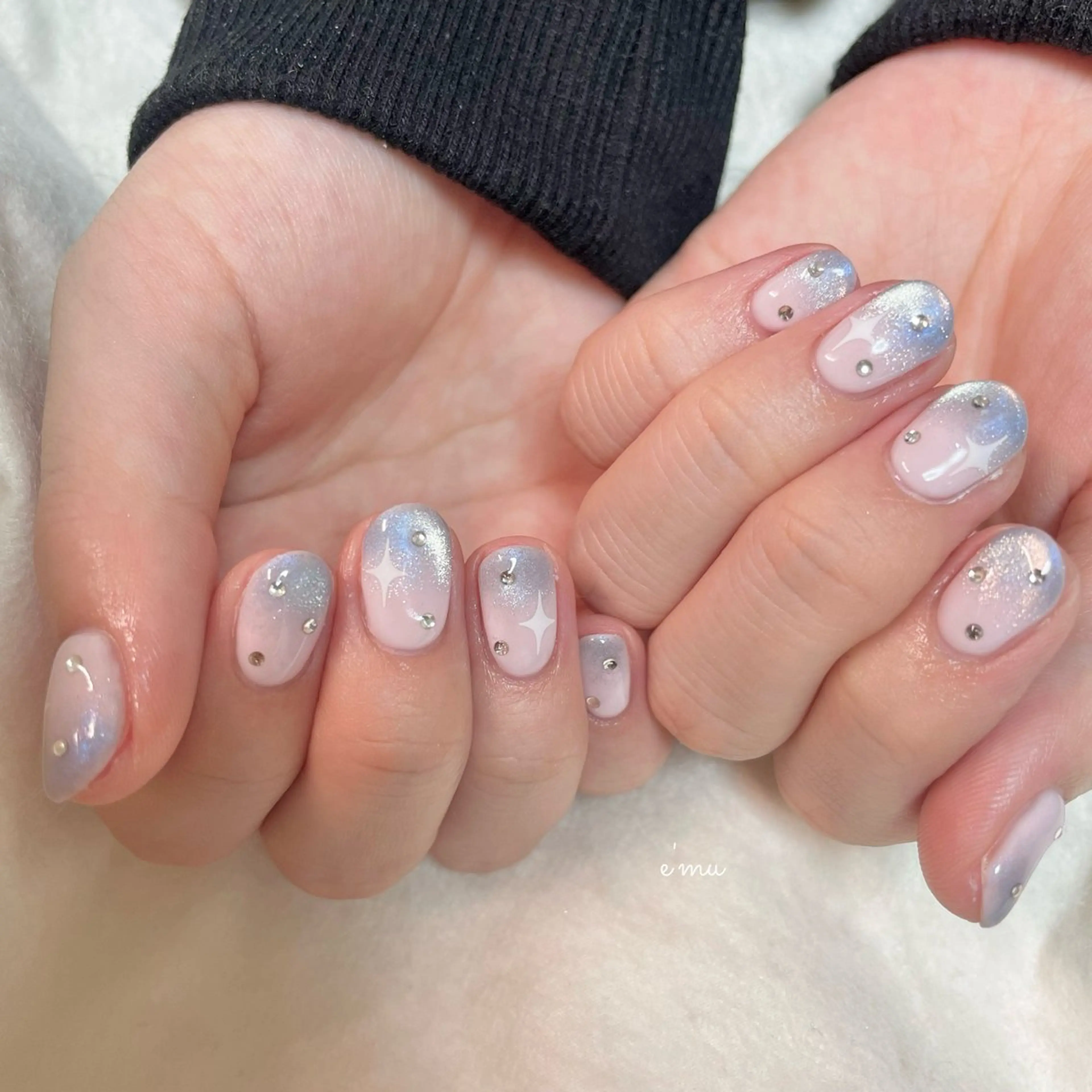 ネイル キラキラネイル ハンドネイル nail salon e'mu💐のネイルデザイン