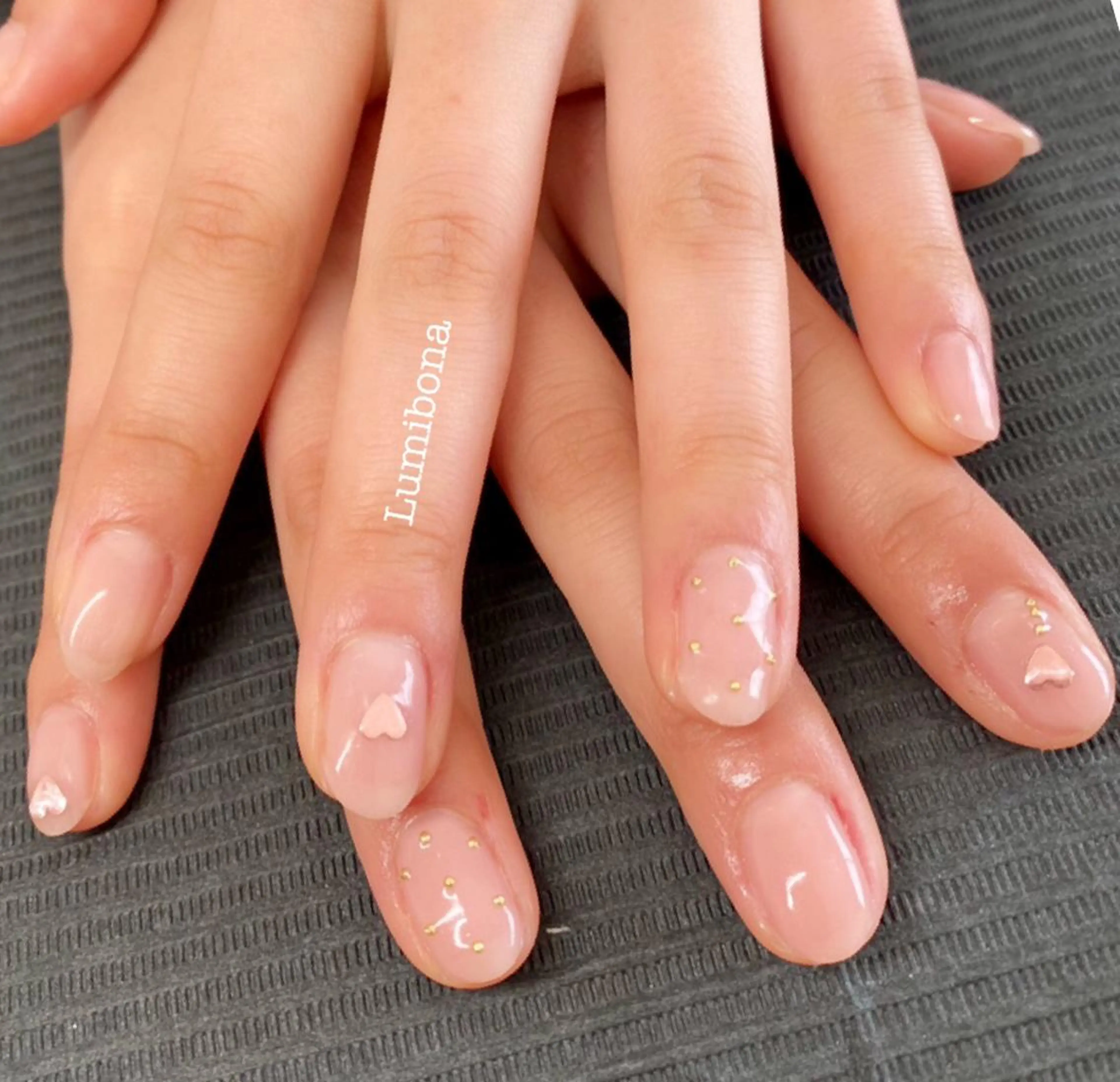 ネイル Lumibona ピールオフ専門店のネイルデザイン