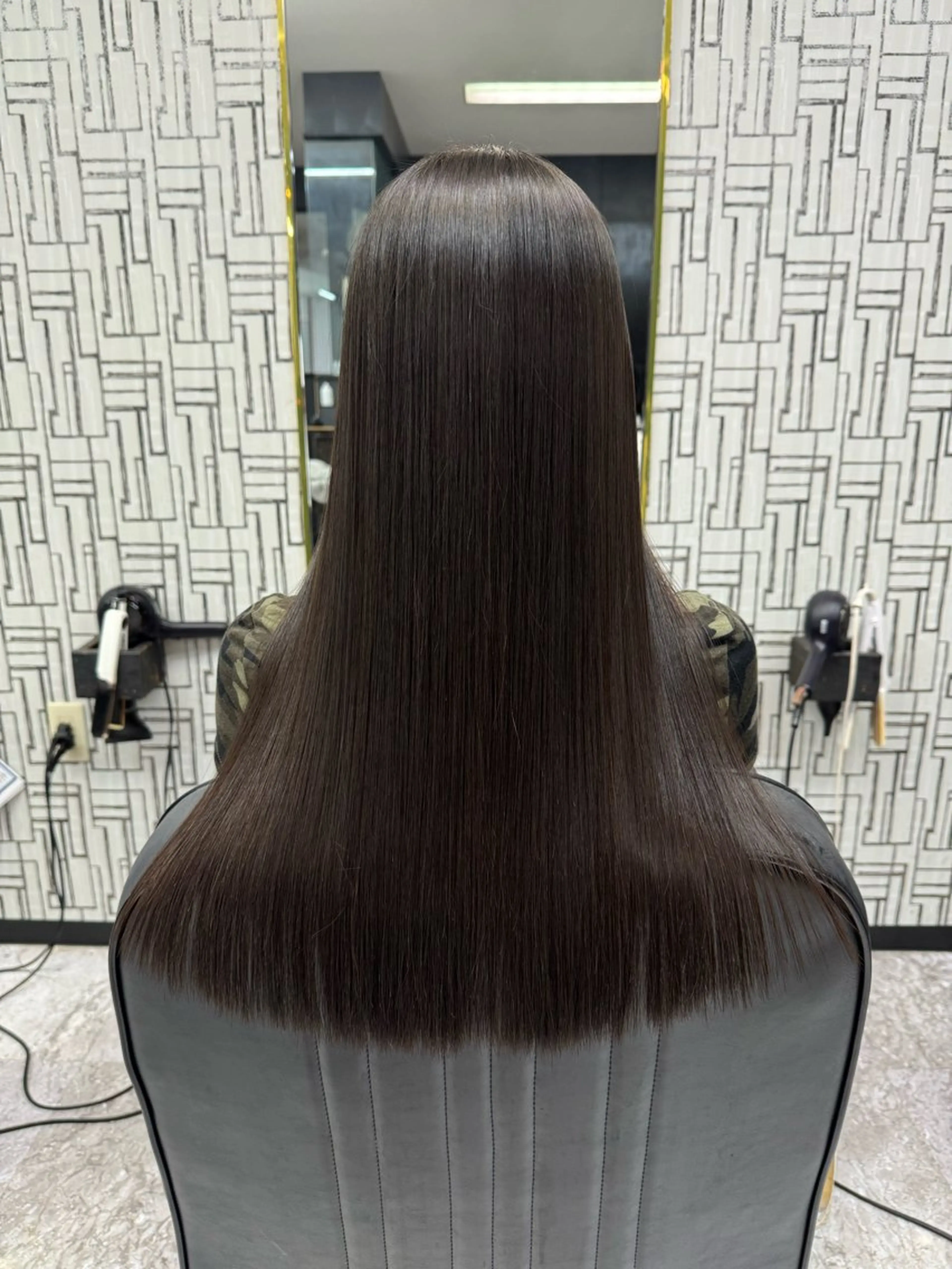 ロング カット 縮毛矯正 トリートメント 篠原 侑作のヘアスタイル