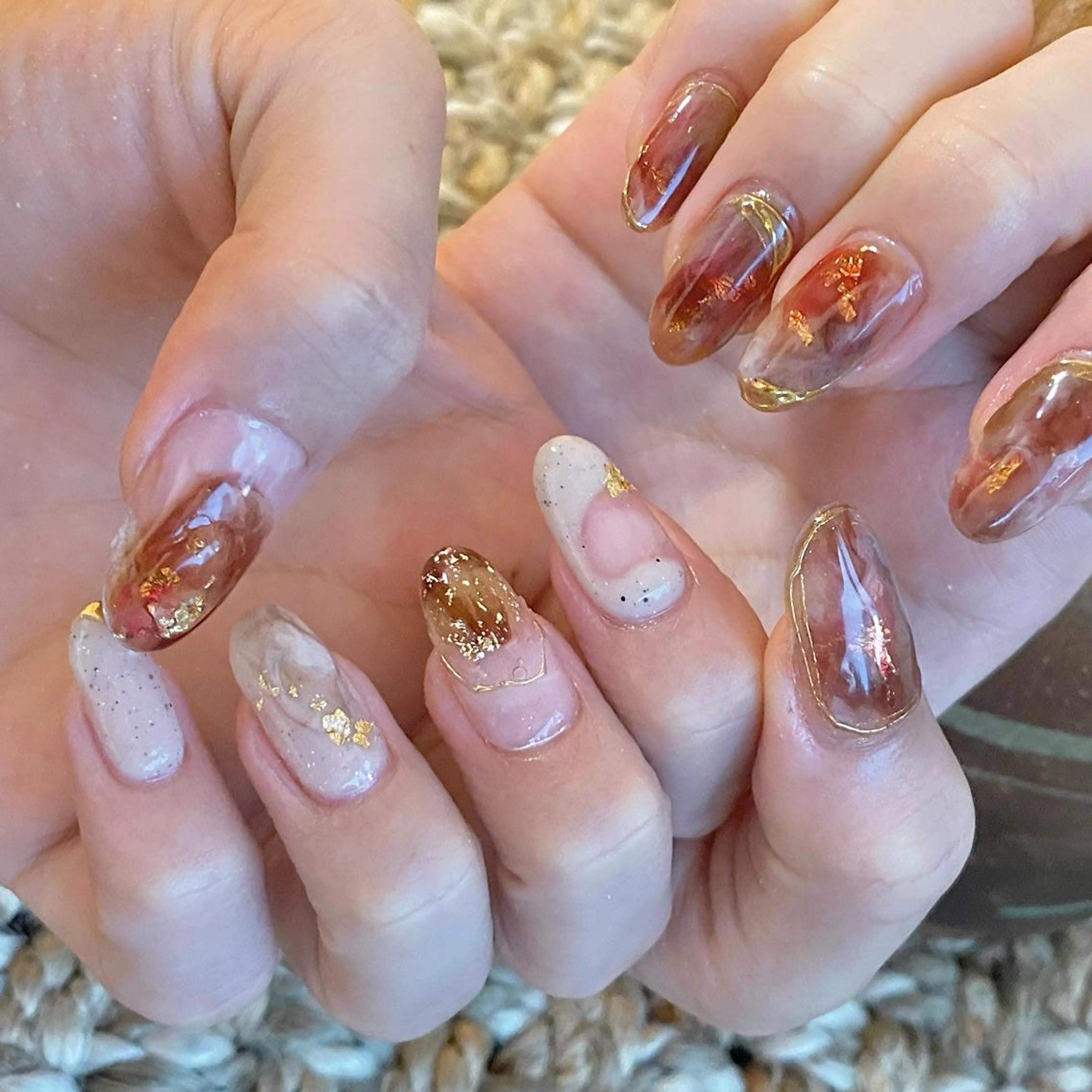 ネイル ハンドネイル Amber21.所属・Nagahama Akariのネイルデザイン