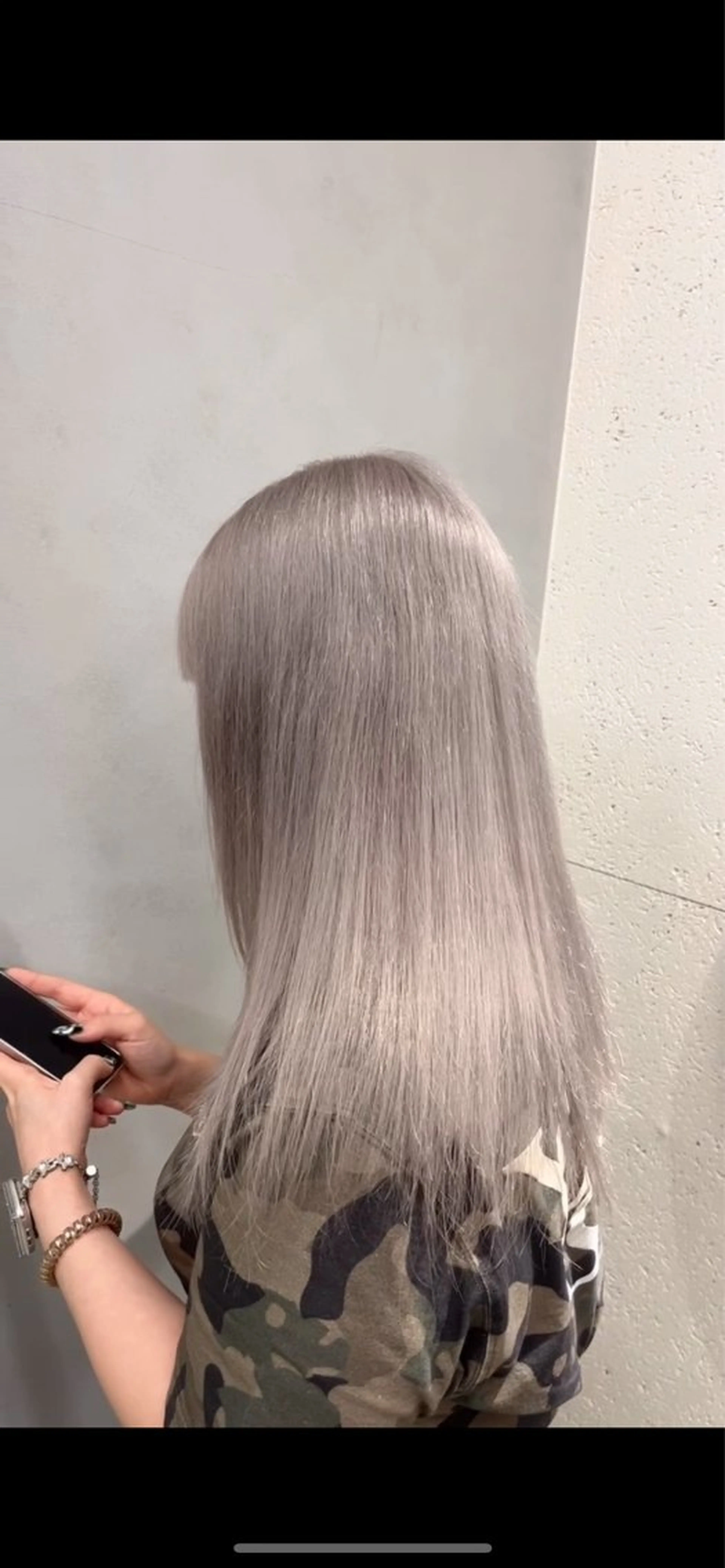 カラー 北川 茉奈のヘアスタイル