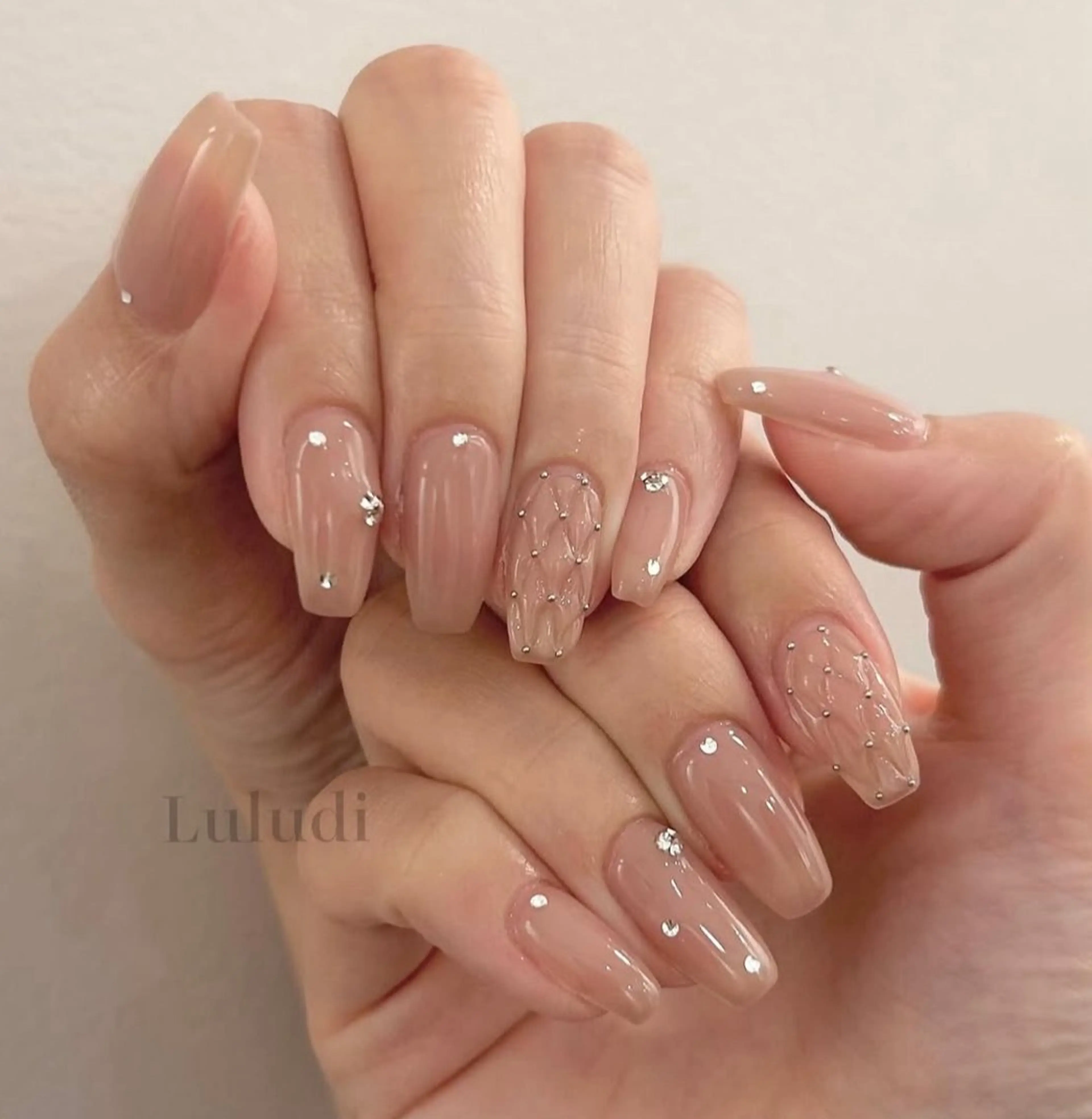 ネイル Luludi所属・Luludi はるなのネイルデザイン