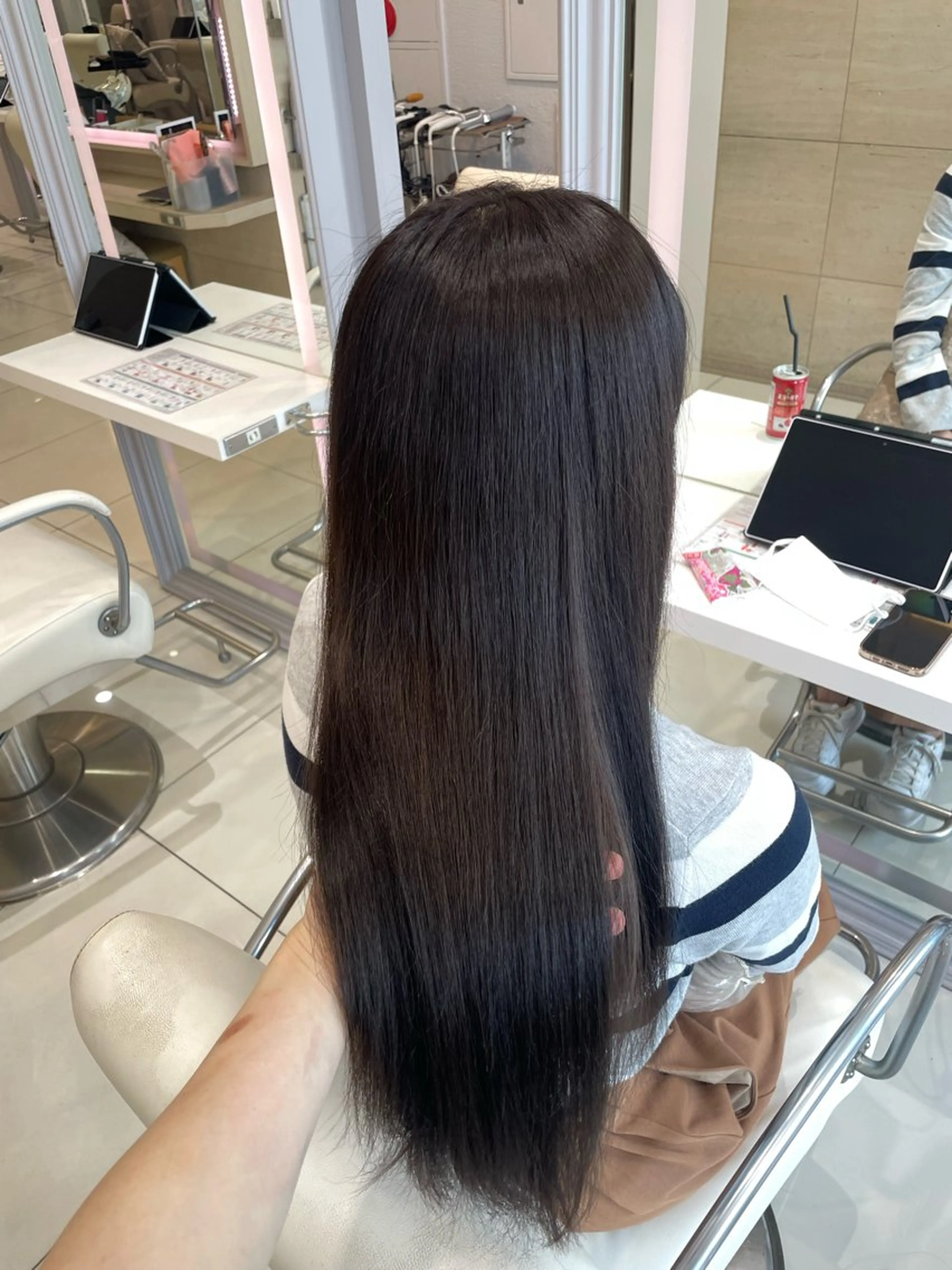 カット＋ストレートパーマ/縮毛矯正＋Aujuaトリートメント🥝超音波アイロンの写真