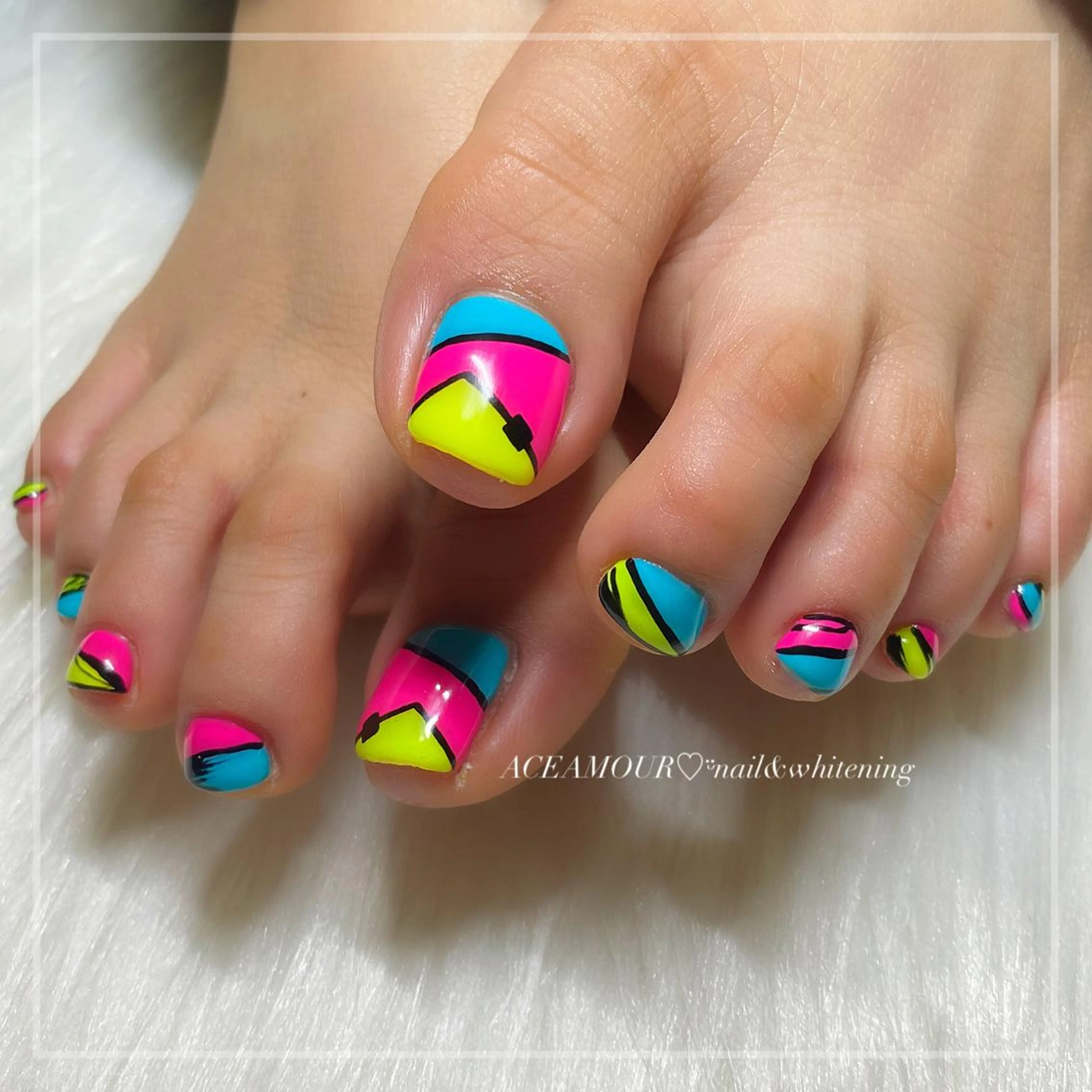 ネイル アートネイル フットネイル 春ネイル ネイル/耳つぼ /新ホワイトニングのネイルデザイン