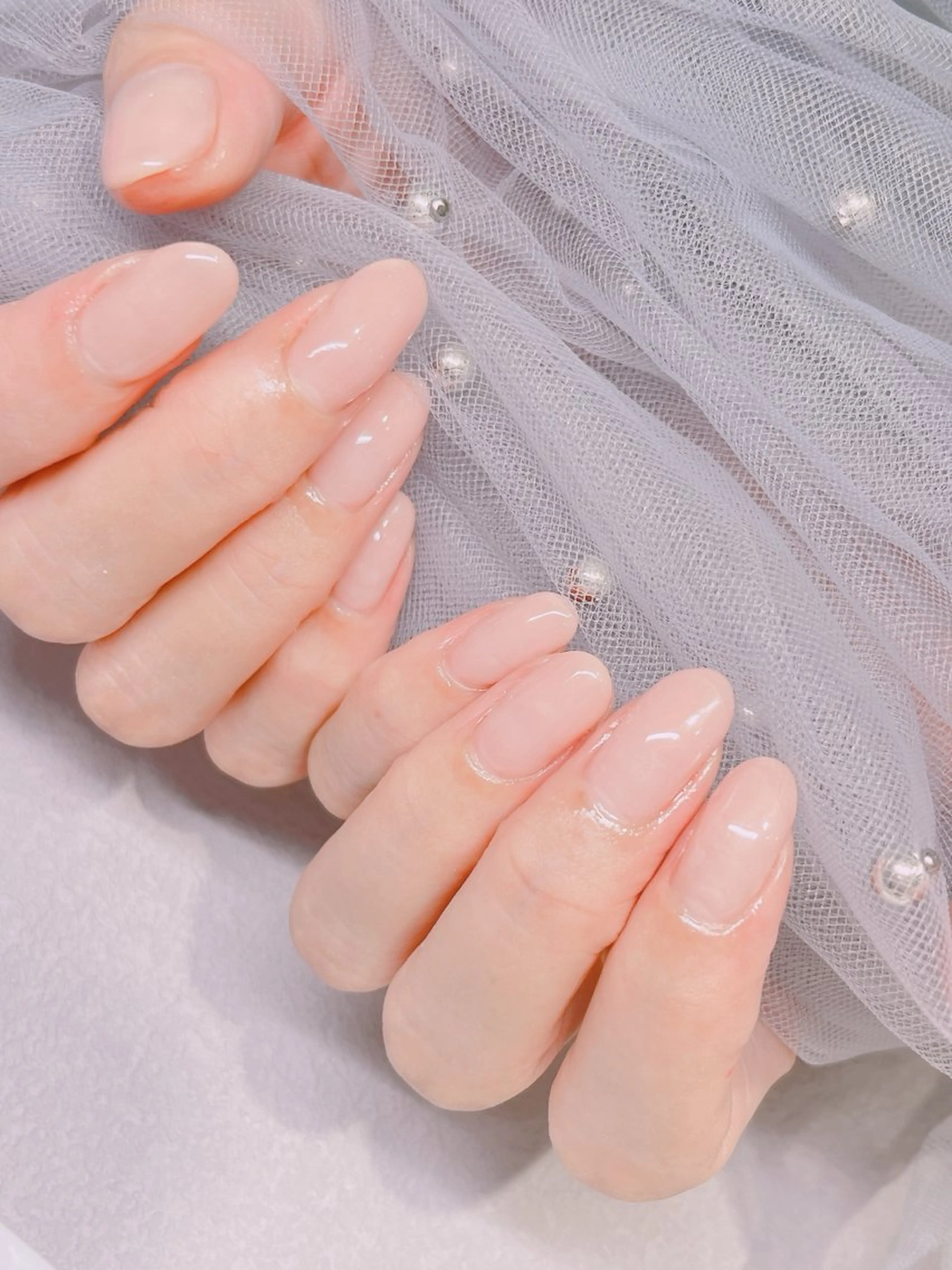 ネイル オーロラネイル ジェルネイル ニュアンスネイル オフィスネイル シンプルネイル ネイルサロン パールのネイルデザイン