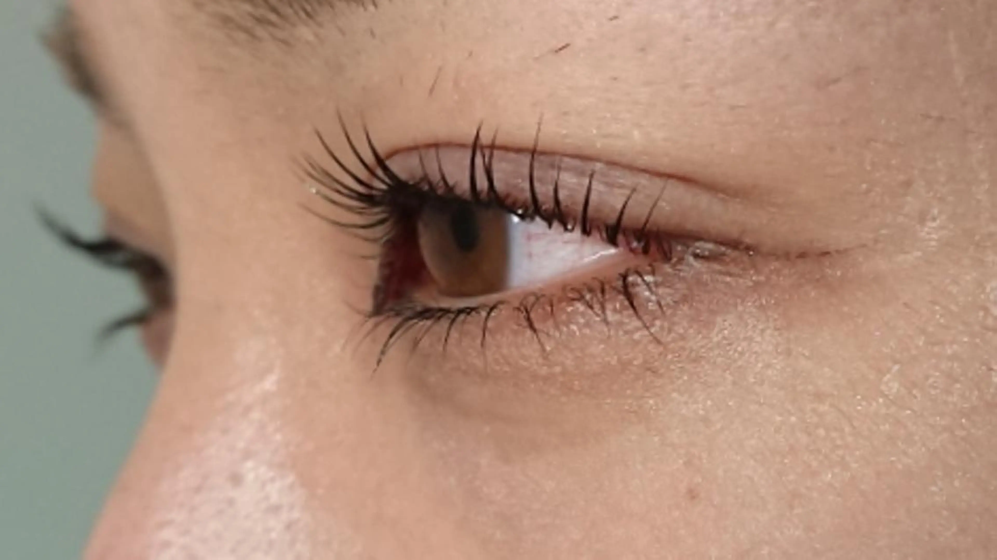 マツエク・マツパ パリジェンヌラッシュリフト 口コミ高評価🌠眉と まつ毛の専門MIKIのマツエク・マツパデザイン