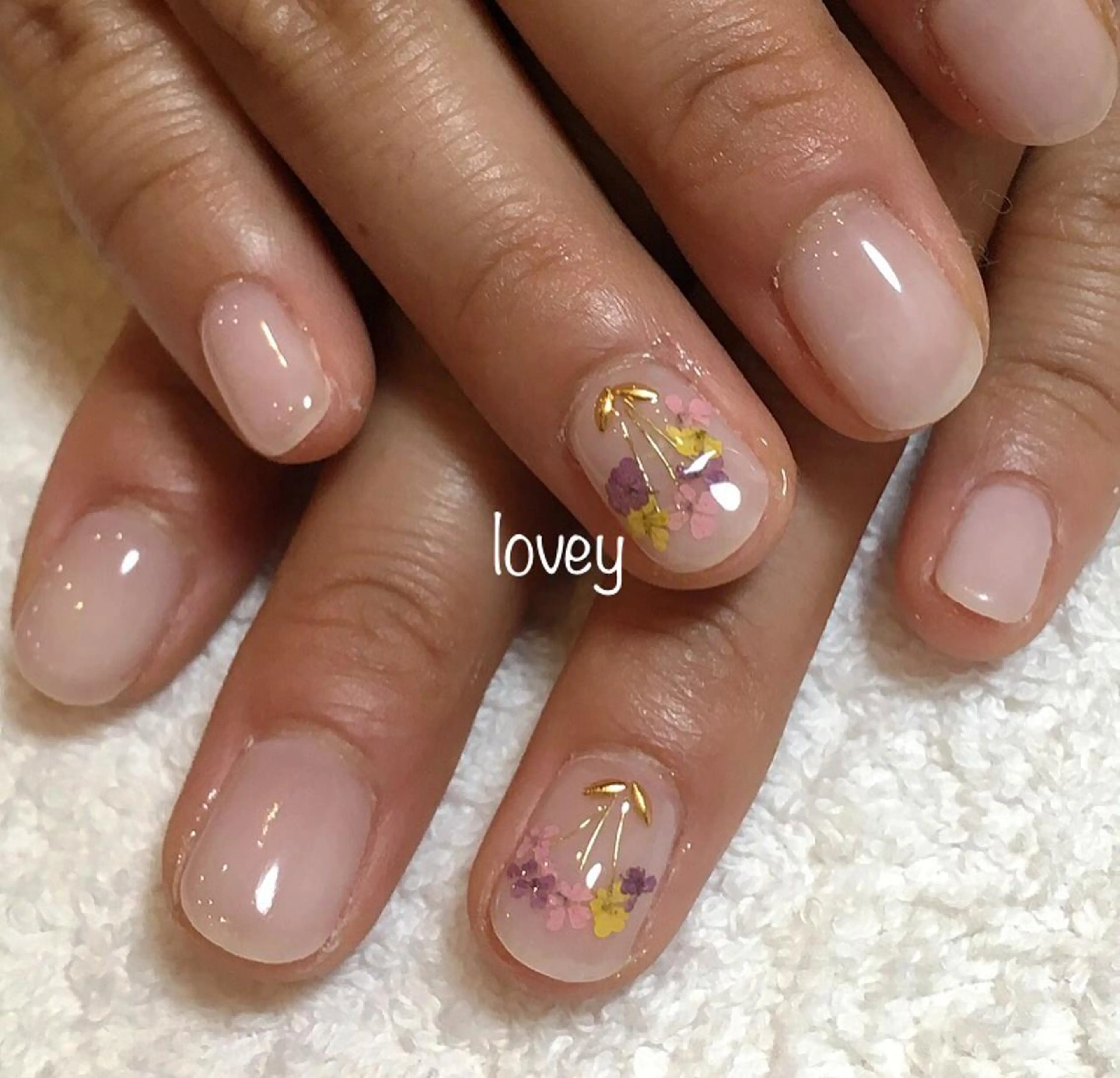 ネイル プライベートサロン loveyのネイルデザイン