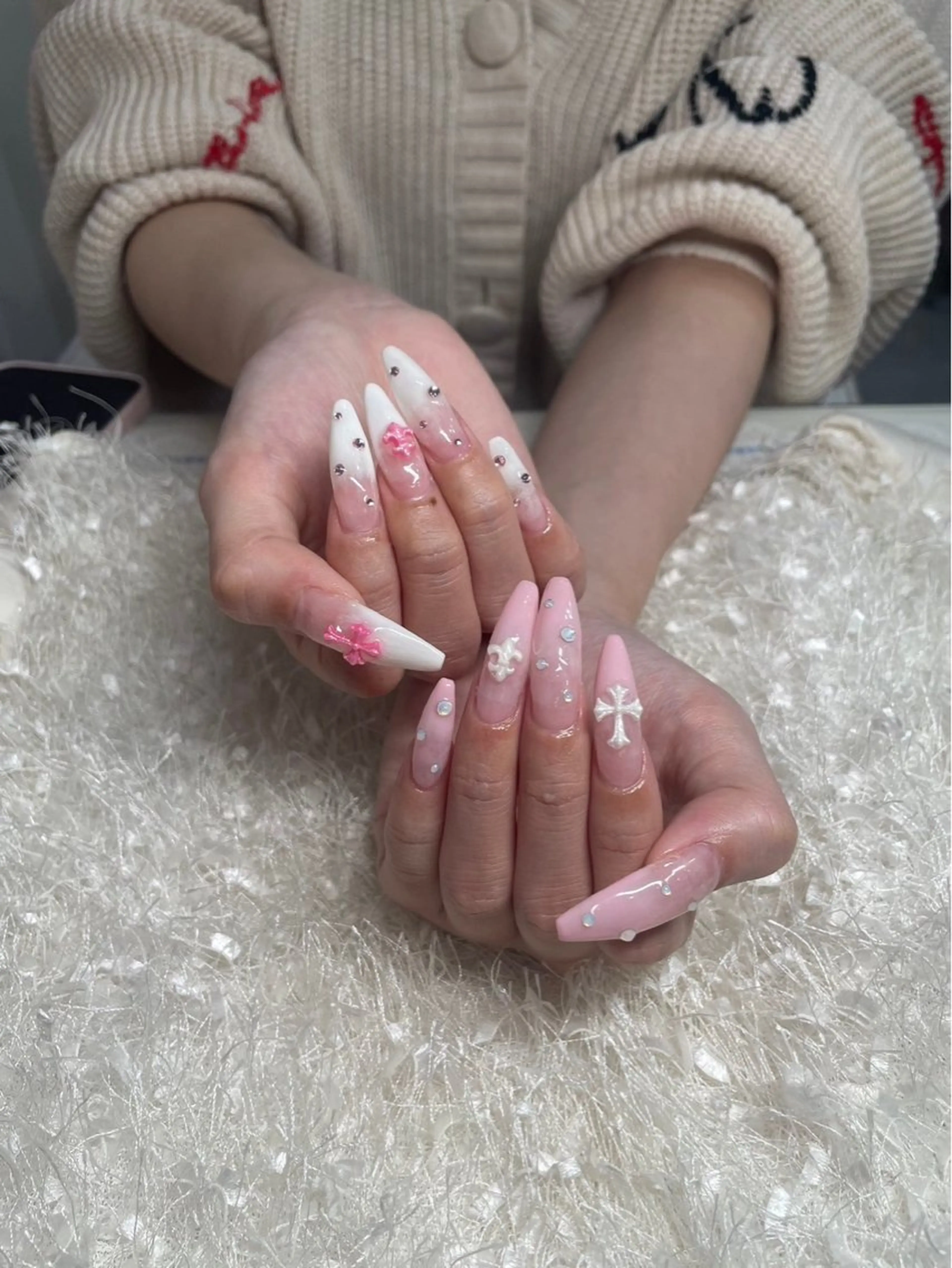 ネイル 長さ出し フレンチネイル ジェルネイル グラデーション 韓国ネイル ハンドネイル Nail&eye Belire 新宿のネイルデザイン