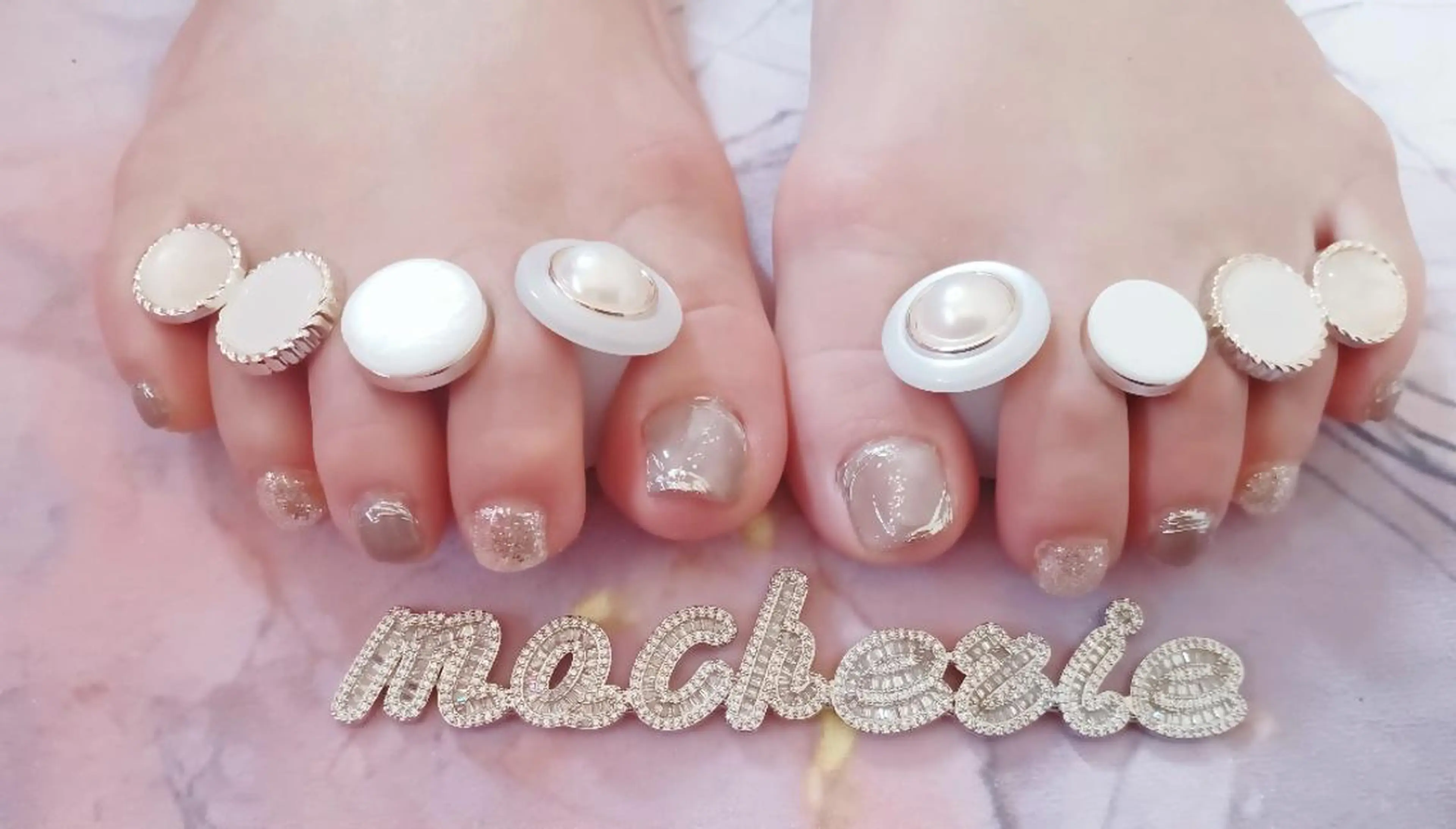 ネイル フットネイル ニュアンスネイル フットネイル Nail Salon macherieのネイルデザイン