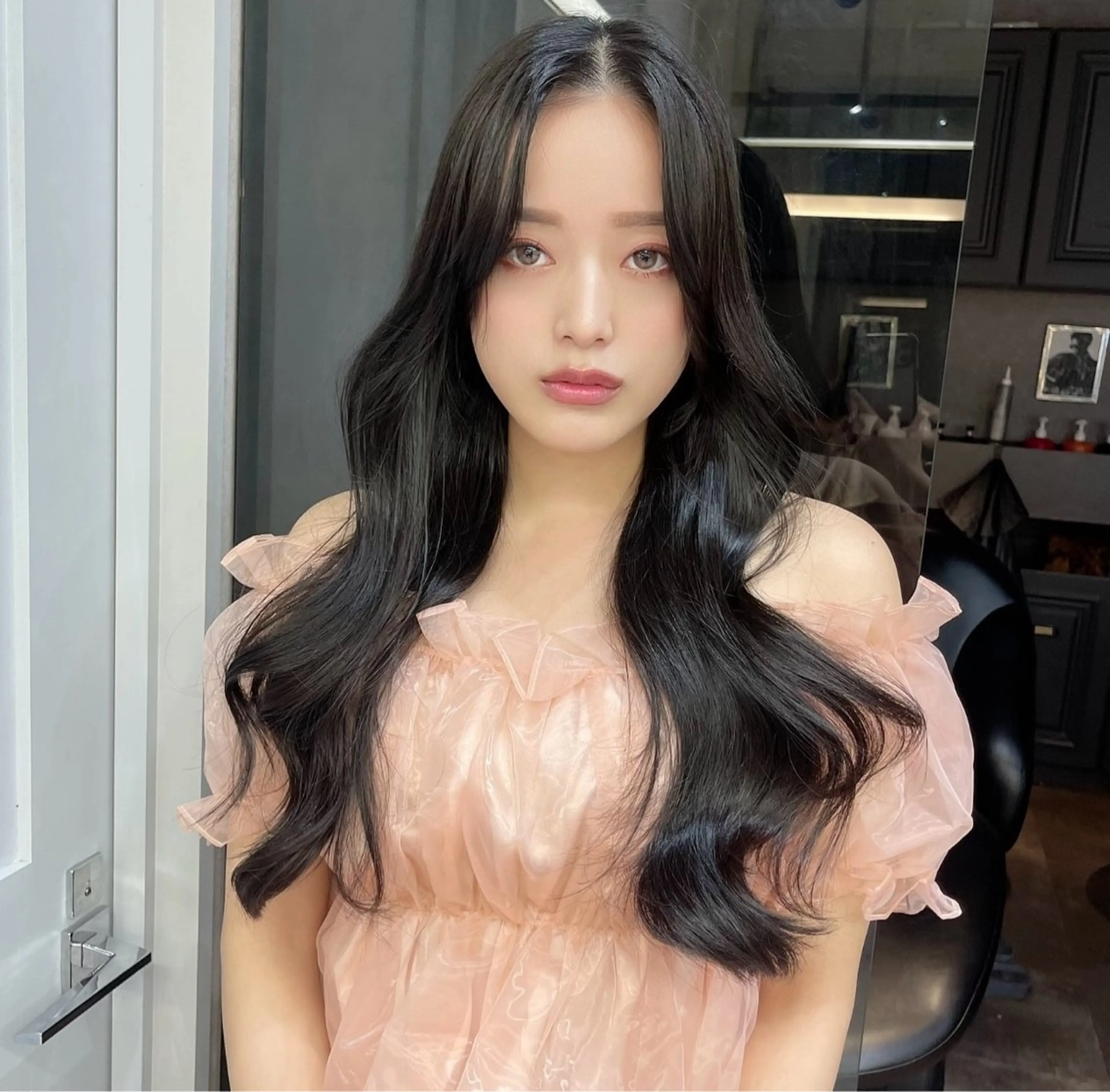 💖人気No.1💖大人ヨシンモリヘア♪韓国カット✕白玉透明感カラーx1stepスチームトリートメントの写真