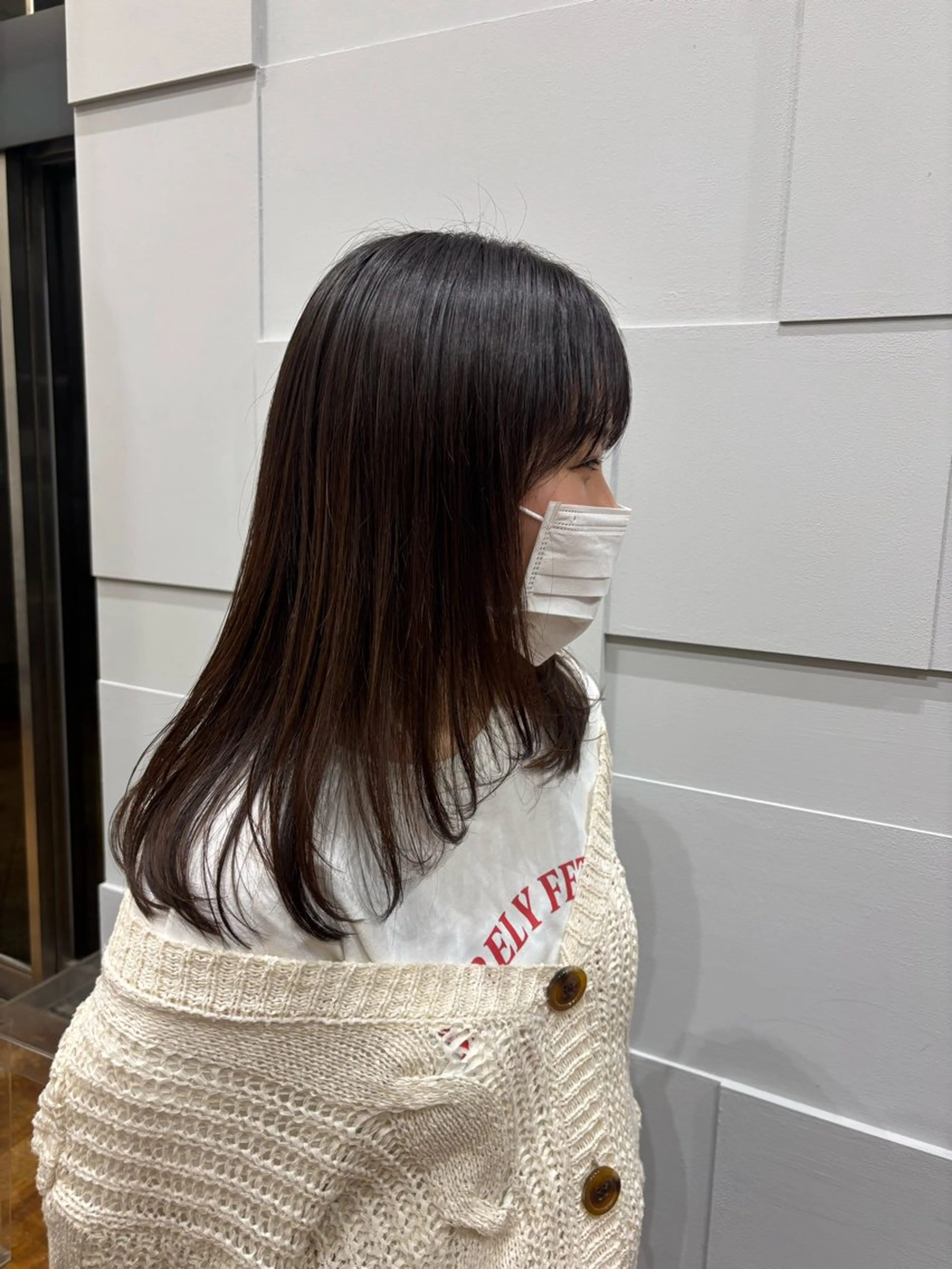 ミディアム 顔周りカット レイヤーカット mio / レイヤーカットモデルのヘアスタイル