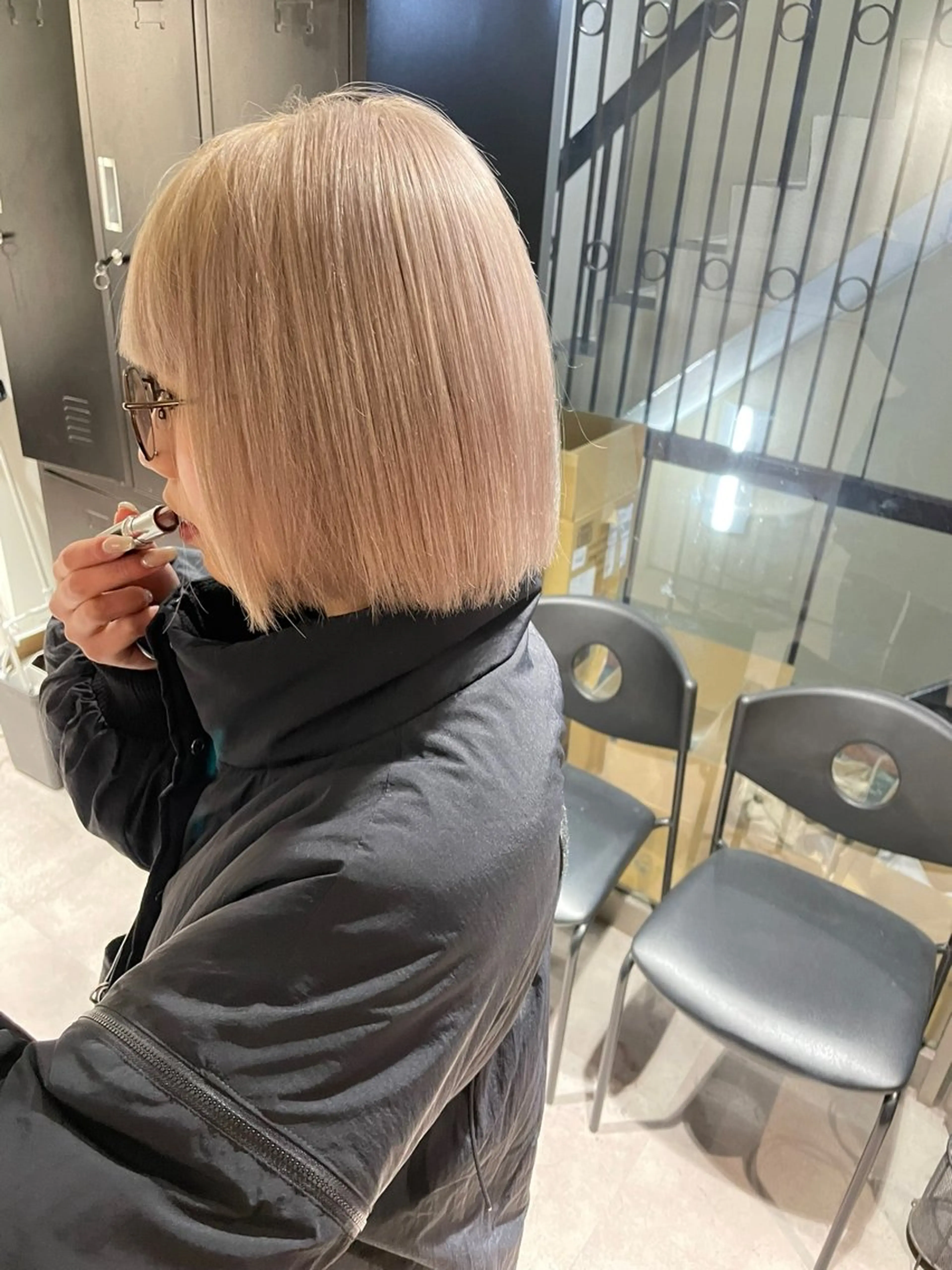 ミディアム カラー 🇰🇷ハイトーン× 韓国レイヤー레이어드のヘアスタイル