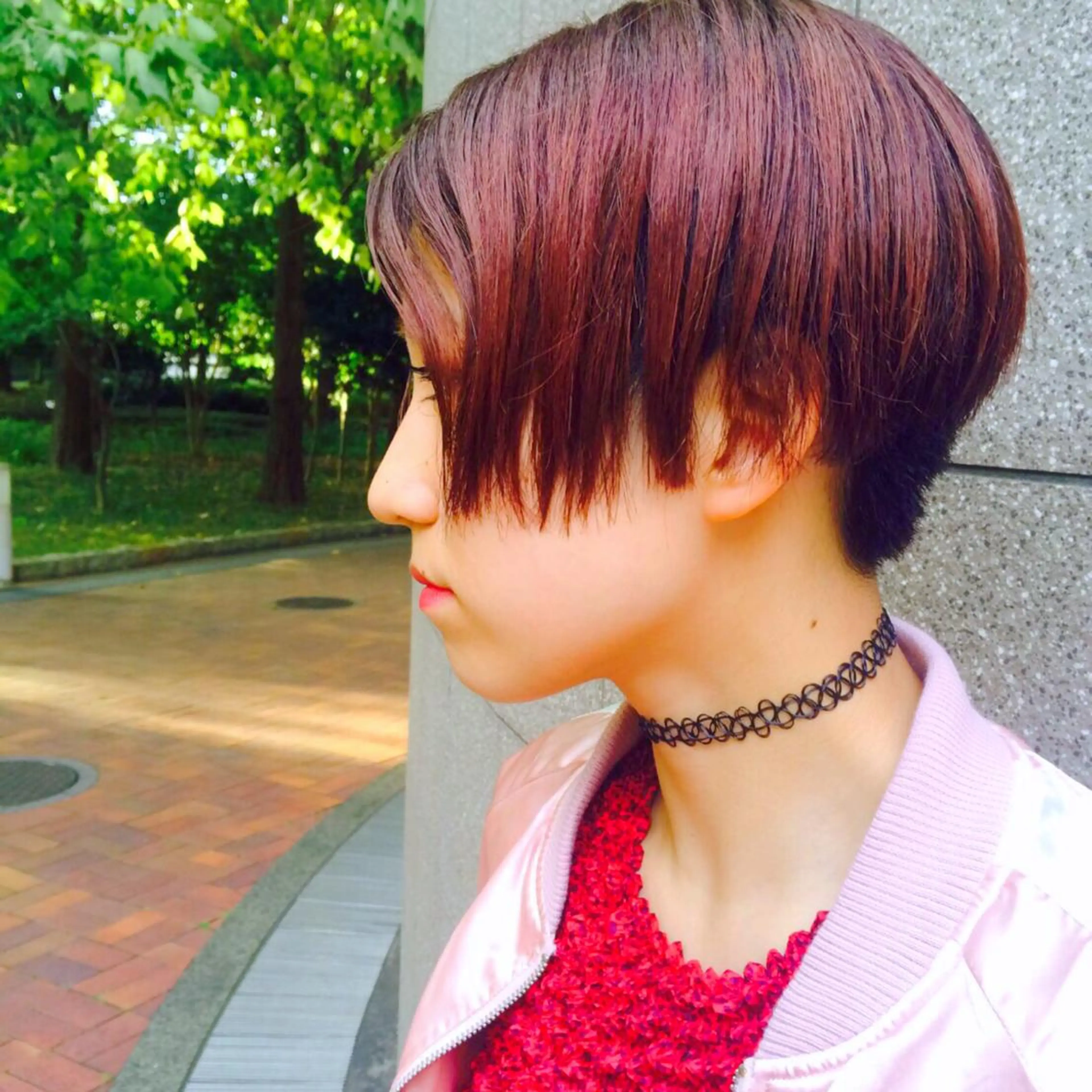 ショート カラー アッシュ ベージュカラー ブリーチ グラデーションカラー イルミナカラー 山下 直人のヘアスタイル