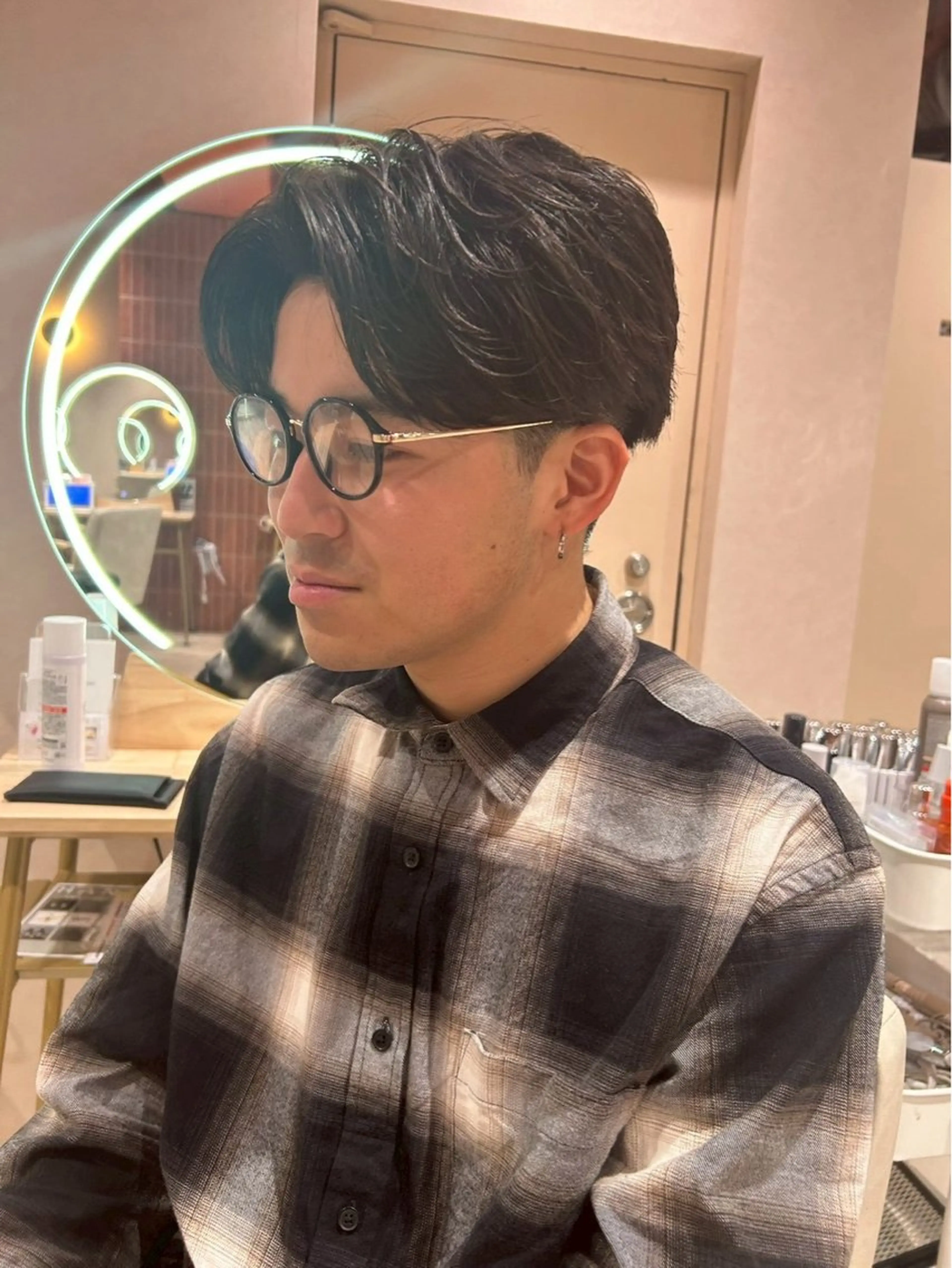 ショート メンズ センターパート カット 似合わせカット/ メンズ/ココネ⭐️のヘアスタイル