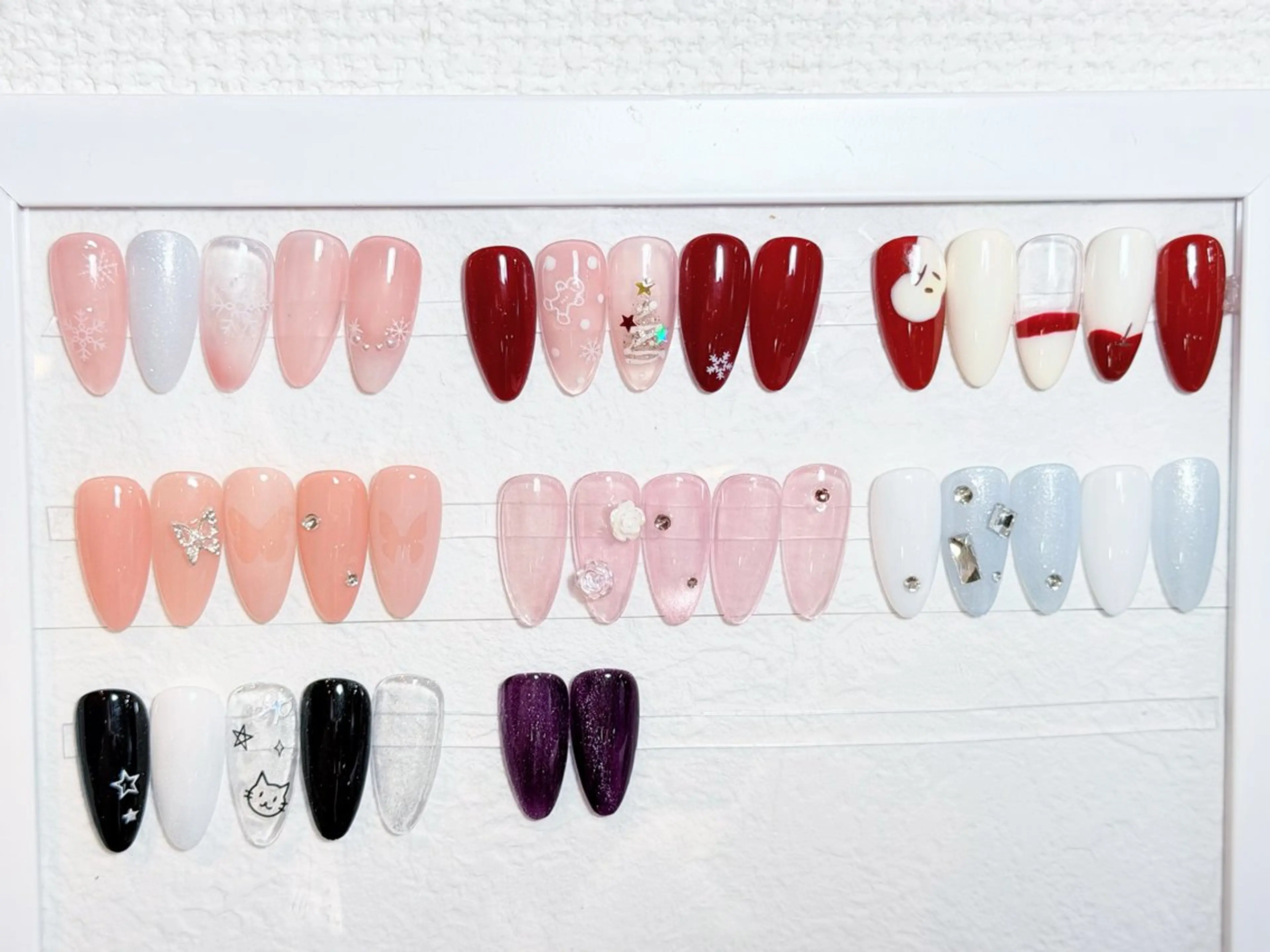 【研修モデル】12月定額デザイン(色変更可)🎀ソフトジェルオフ➕550円の写真