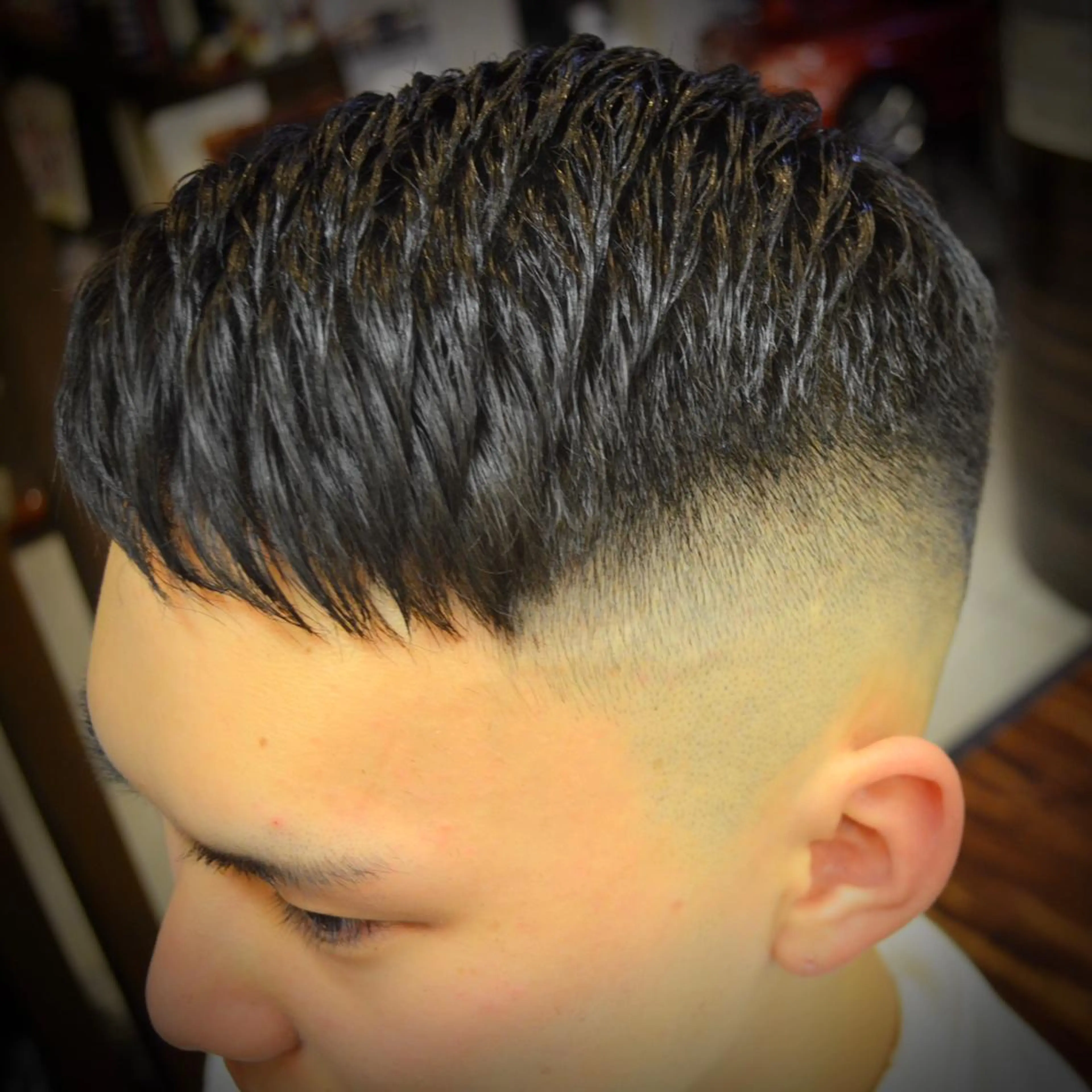 ショート パーマ メンズ フェードカット メンズパーマ 濡れパン 高野浩平/フェード ツイストスパイラルのヘアスタイル