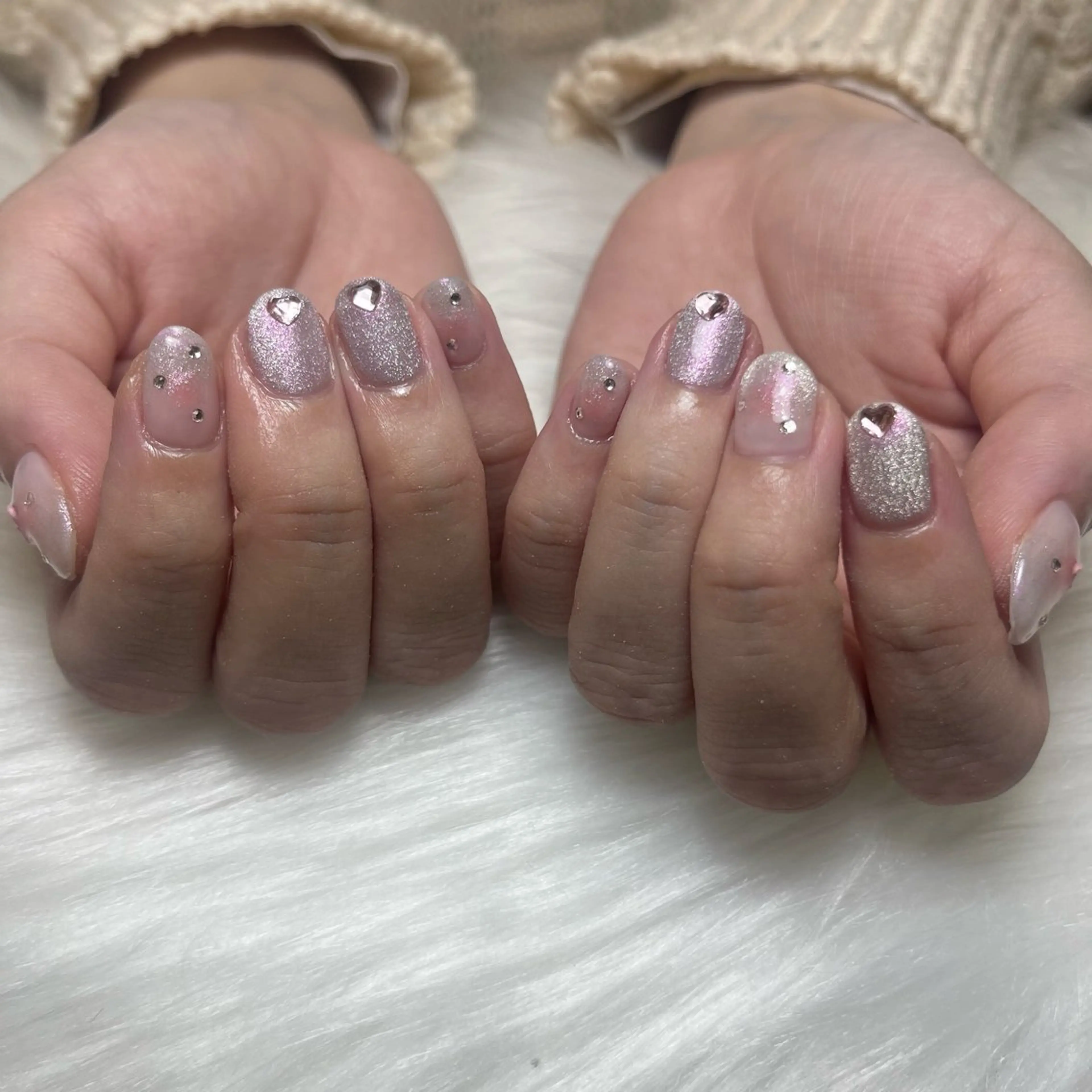 ネイル チークネイル 🧁fein. nana🩵のネイルデザイン