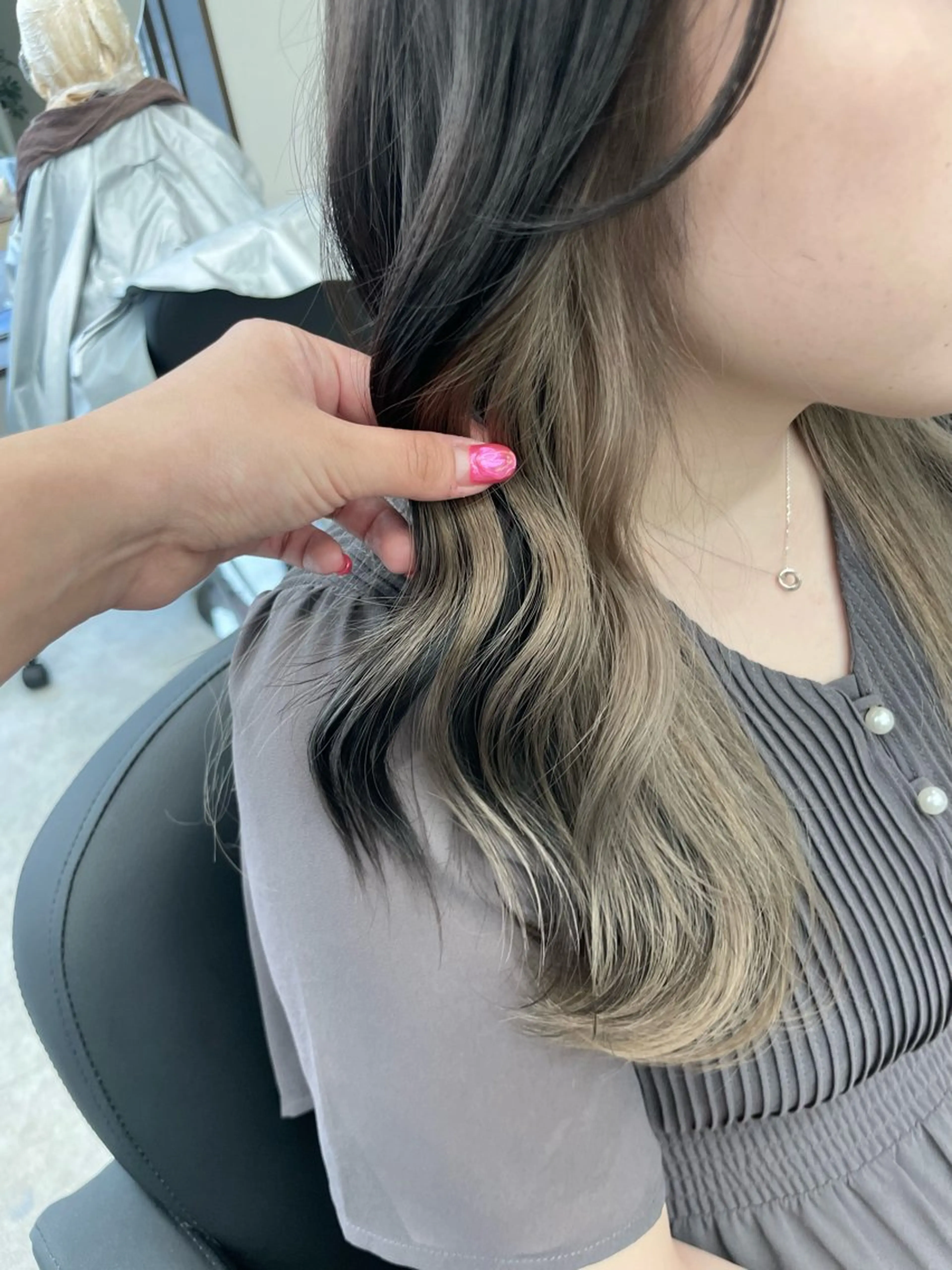 ロング ヘアカラー 抜け感style💎 𝑹𝑼𝑵𝑨のヘアスタイル