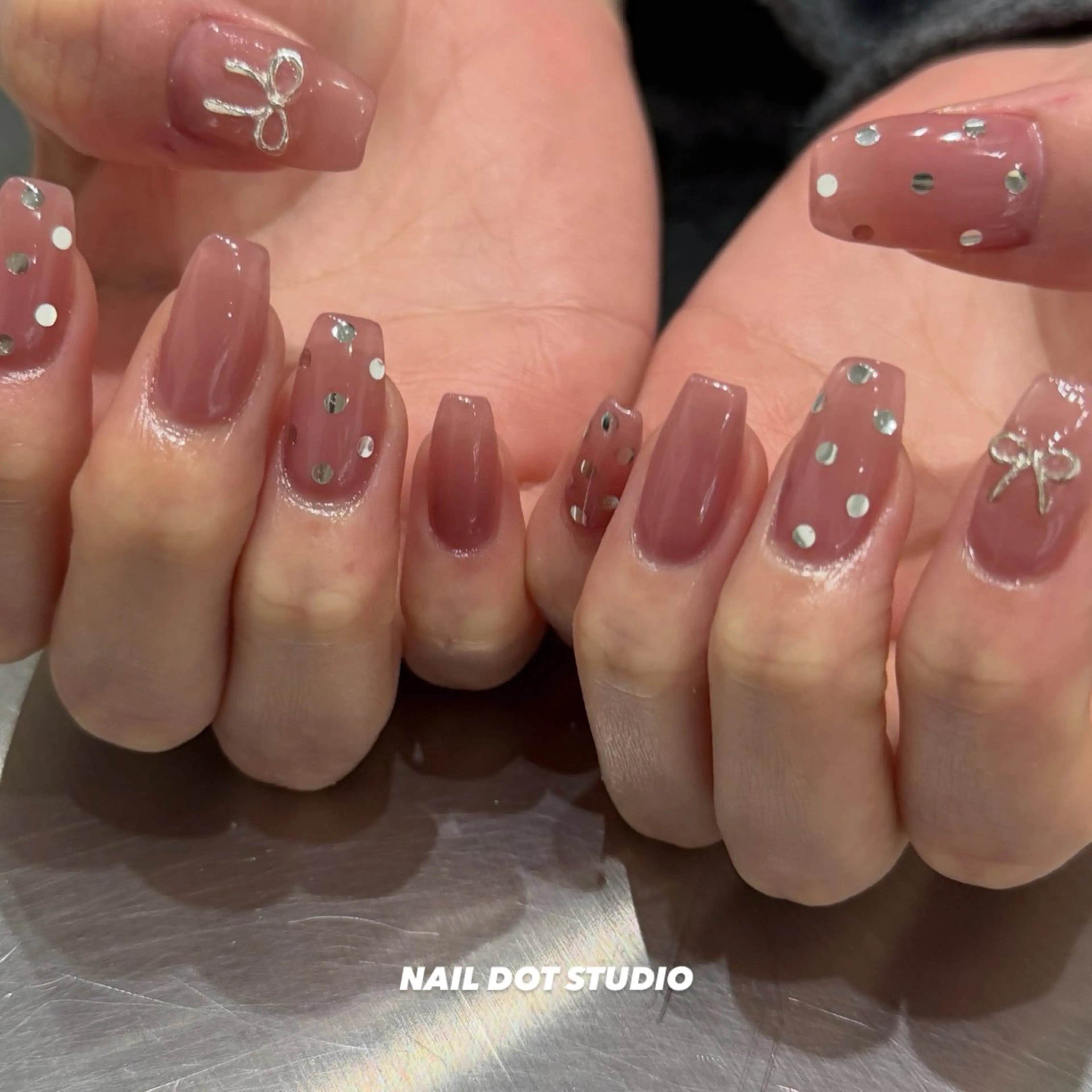 ネイル ハンドネイル NAIL DOT STUDIO　aiのネイルデザイン