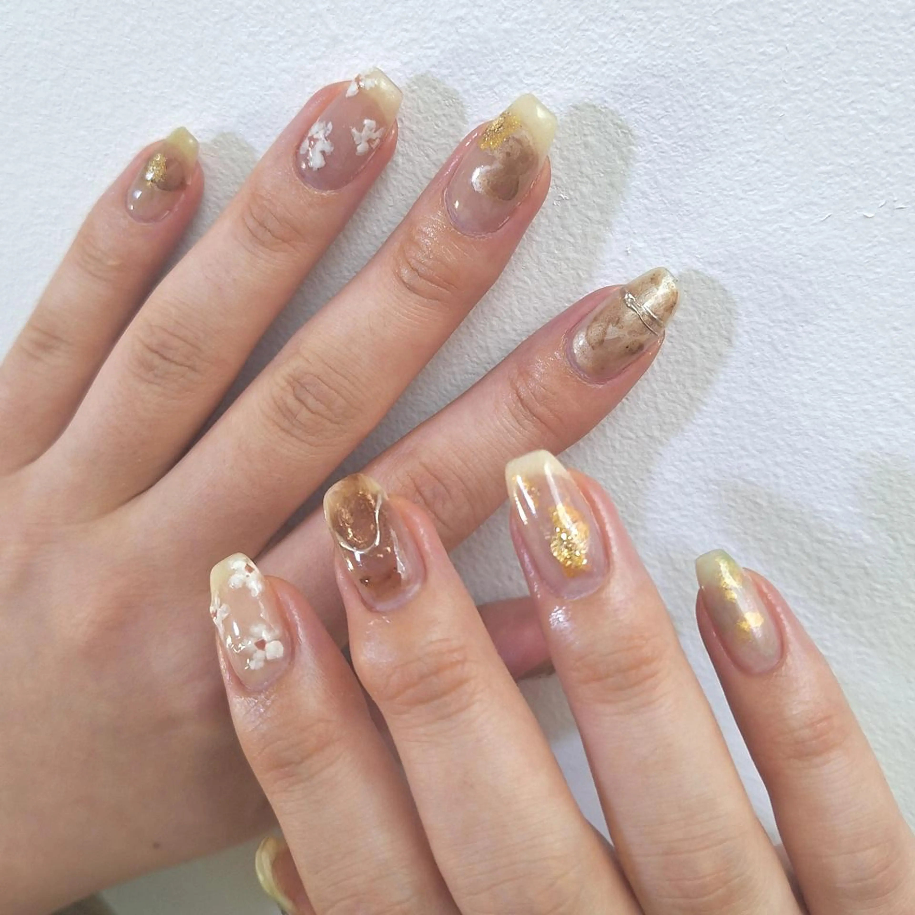 ネイル フラワーネイル ジェルネイル 韓国ネイル ニュアンスネイル ワンホンネイル nailstudio eviz新宿店のネイルデザイン