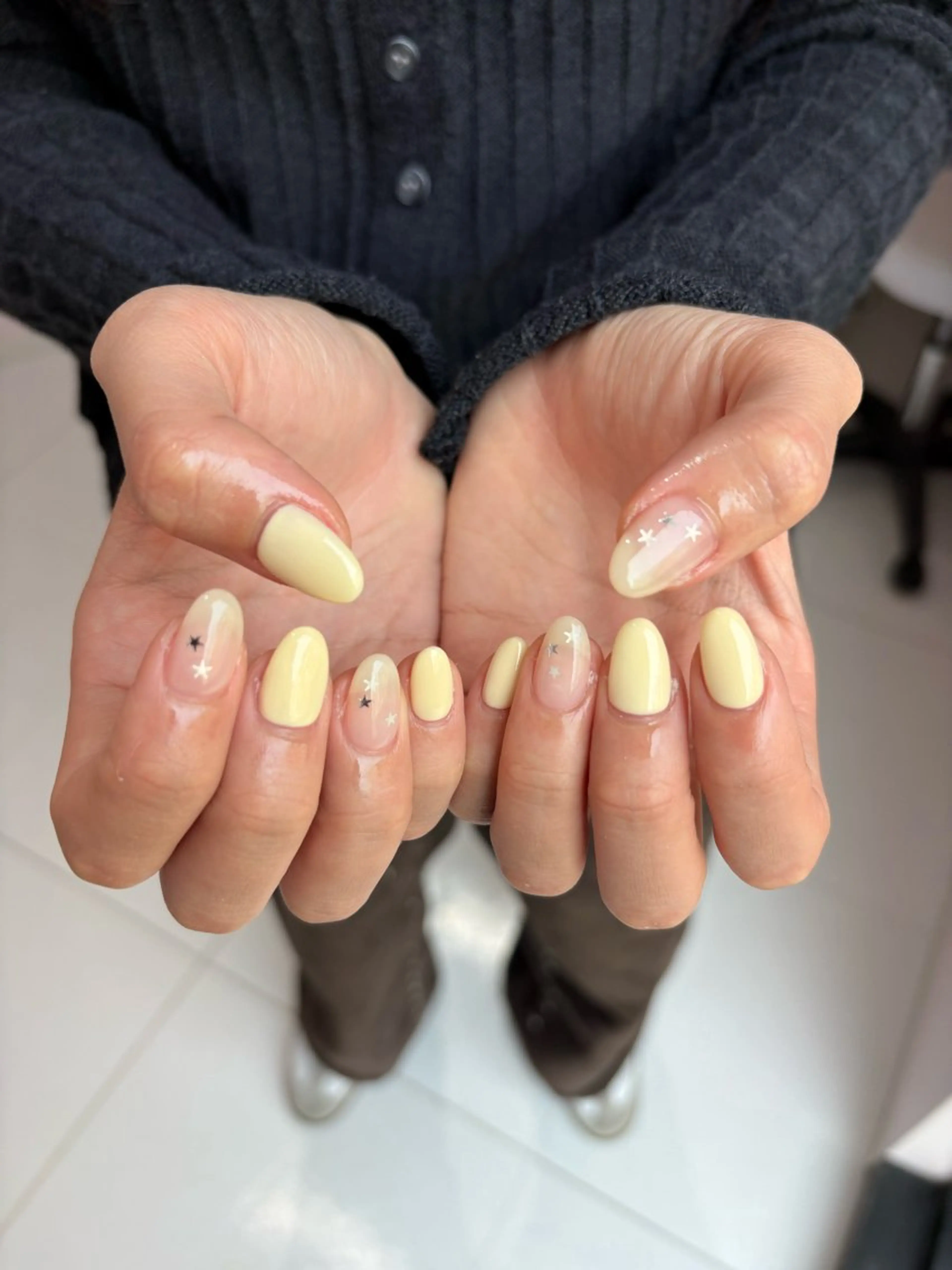 ミディアム ハンドネイル Clala Ayumiのネイルデザイン