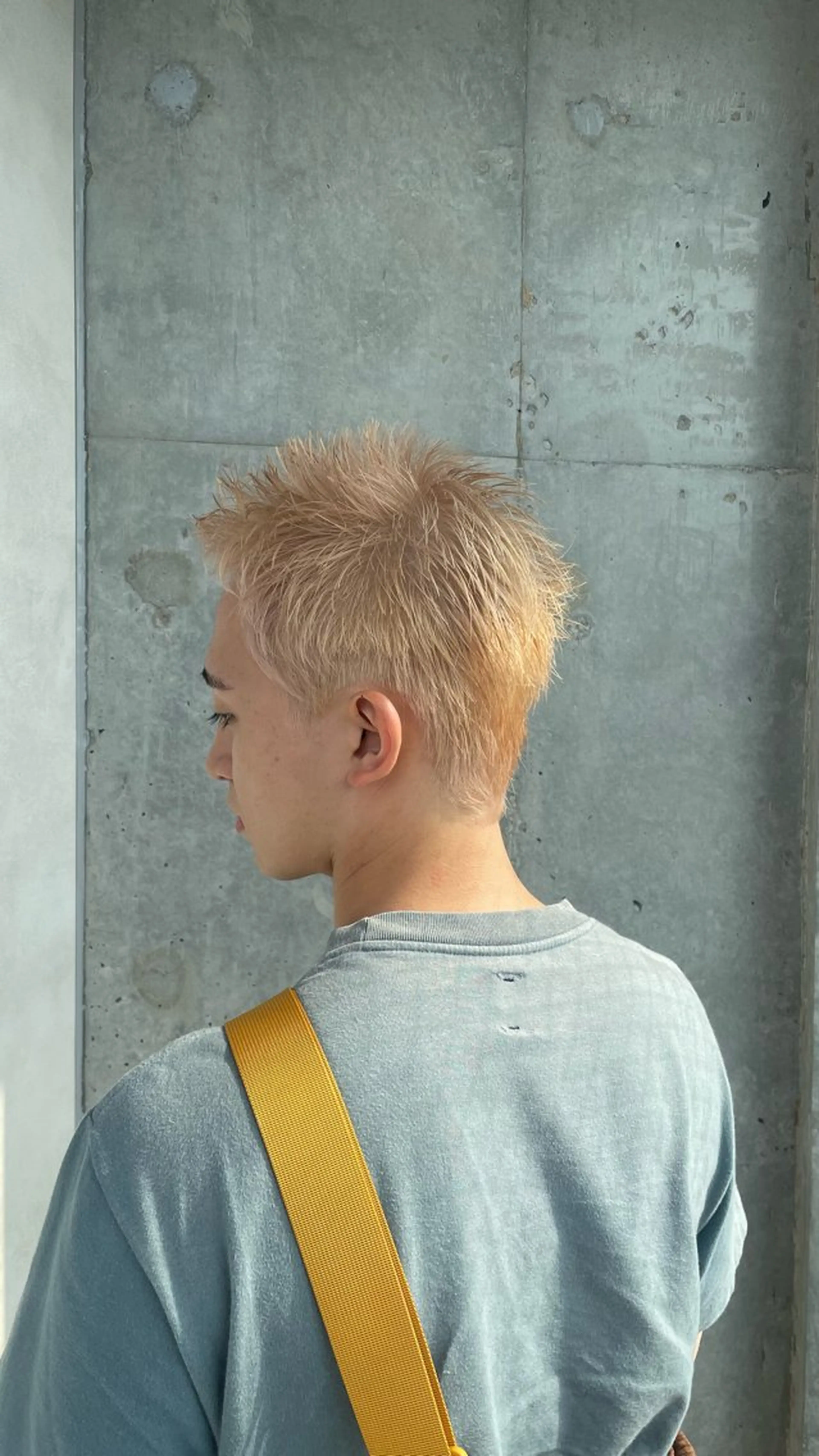 ショート カラー メンズ 抜け感ハイトーン/ ボブ/Ririnaのヘアスタイル