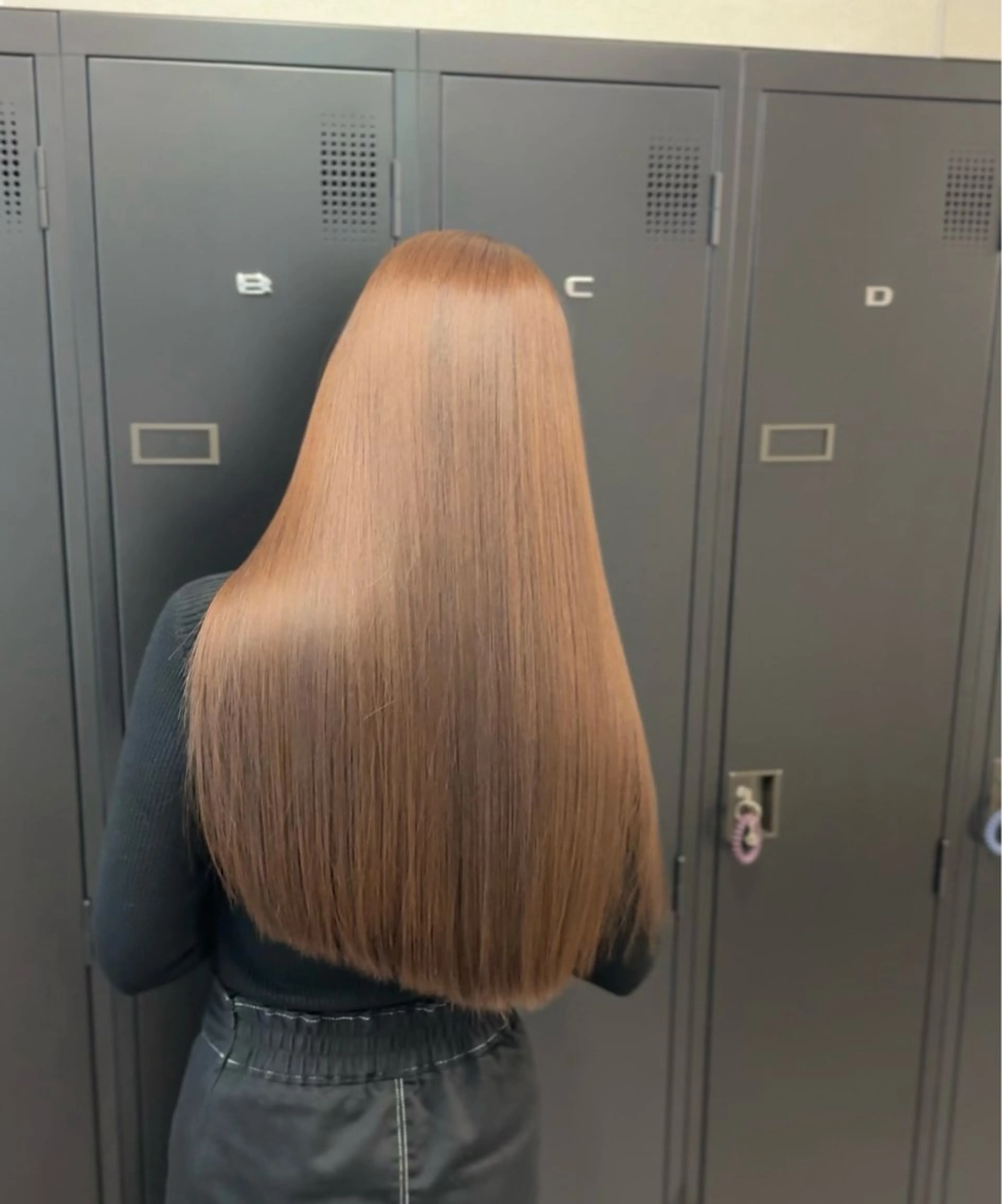 一度体感すると戻れない！【話題の最高級薬剤🔥メテオ使用】髪質改善ストレート単品の写真