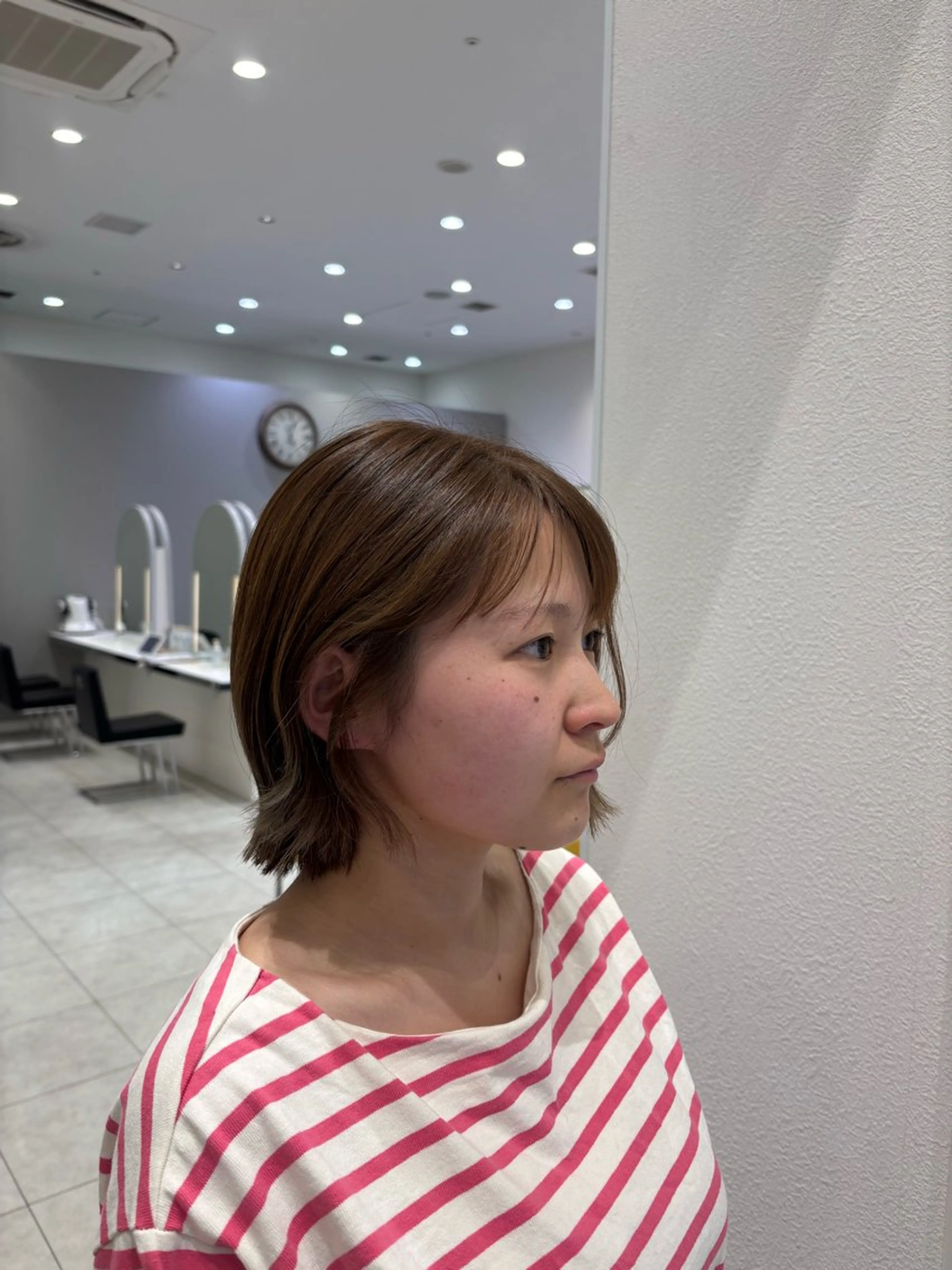 ショート カラー アッシュ 🩶米澤 美月🩶のヘアスタイル