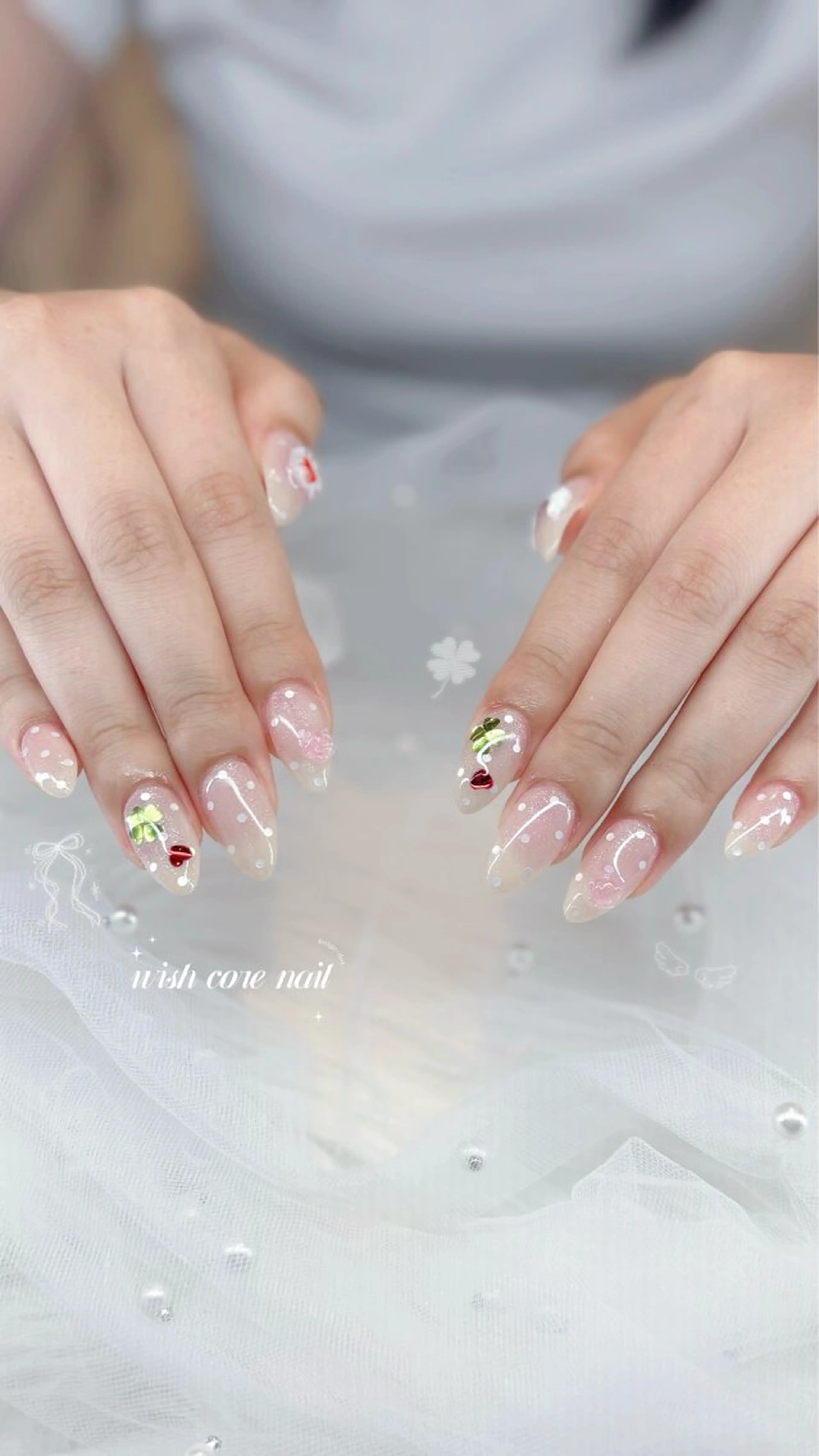 ネイル ドット キラキラネイル Keli Nail 難波のネイルデザイン