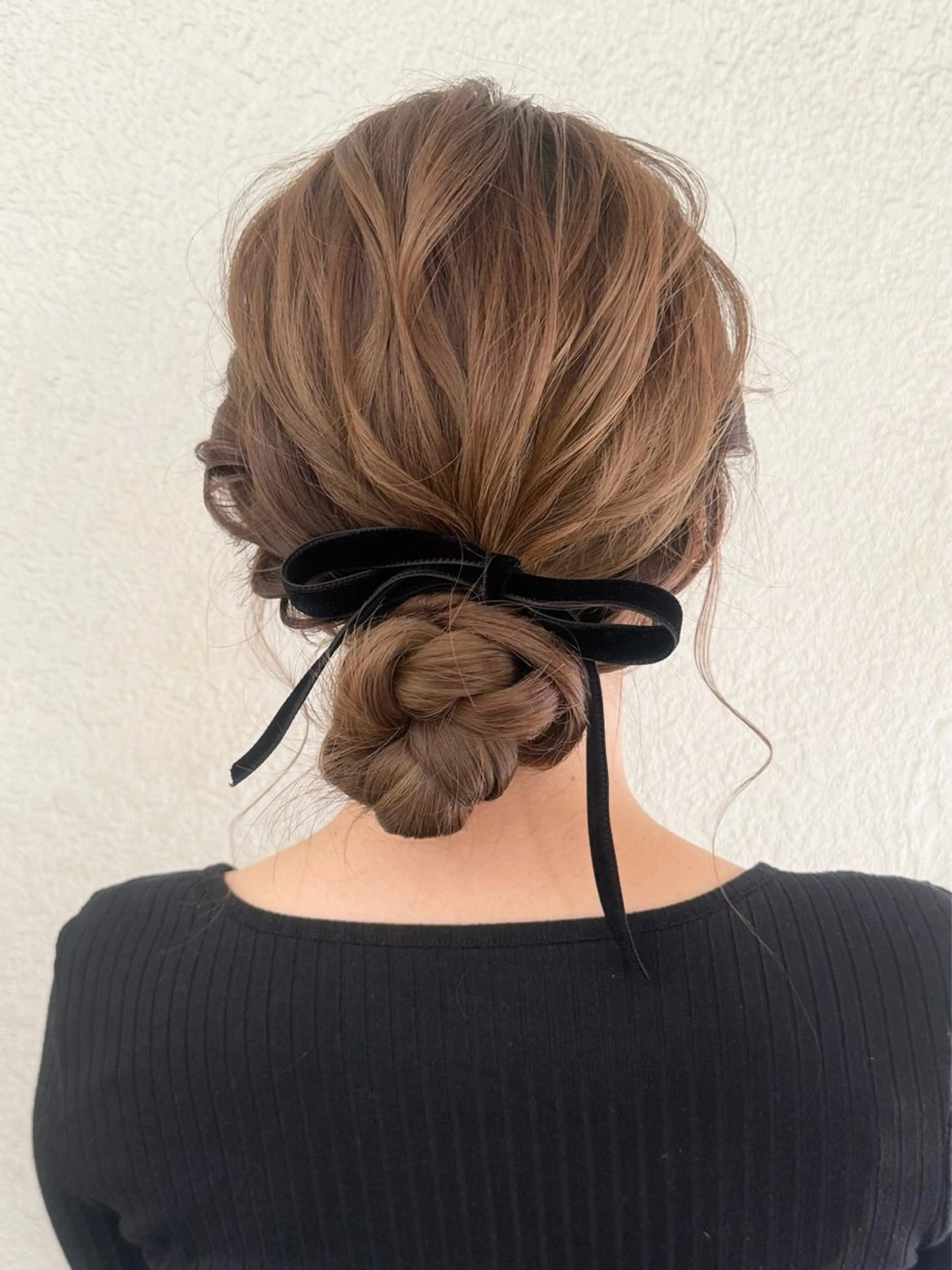 ヘアアレンジ ヘアセット RINA ブリーチ / 海外レイヤーのヘアスタイル