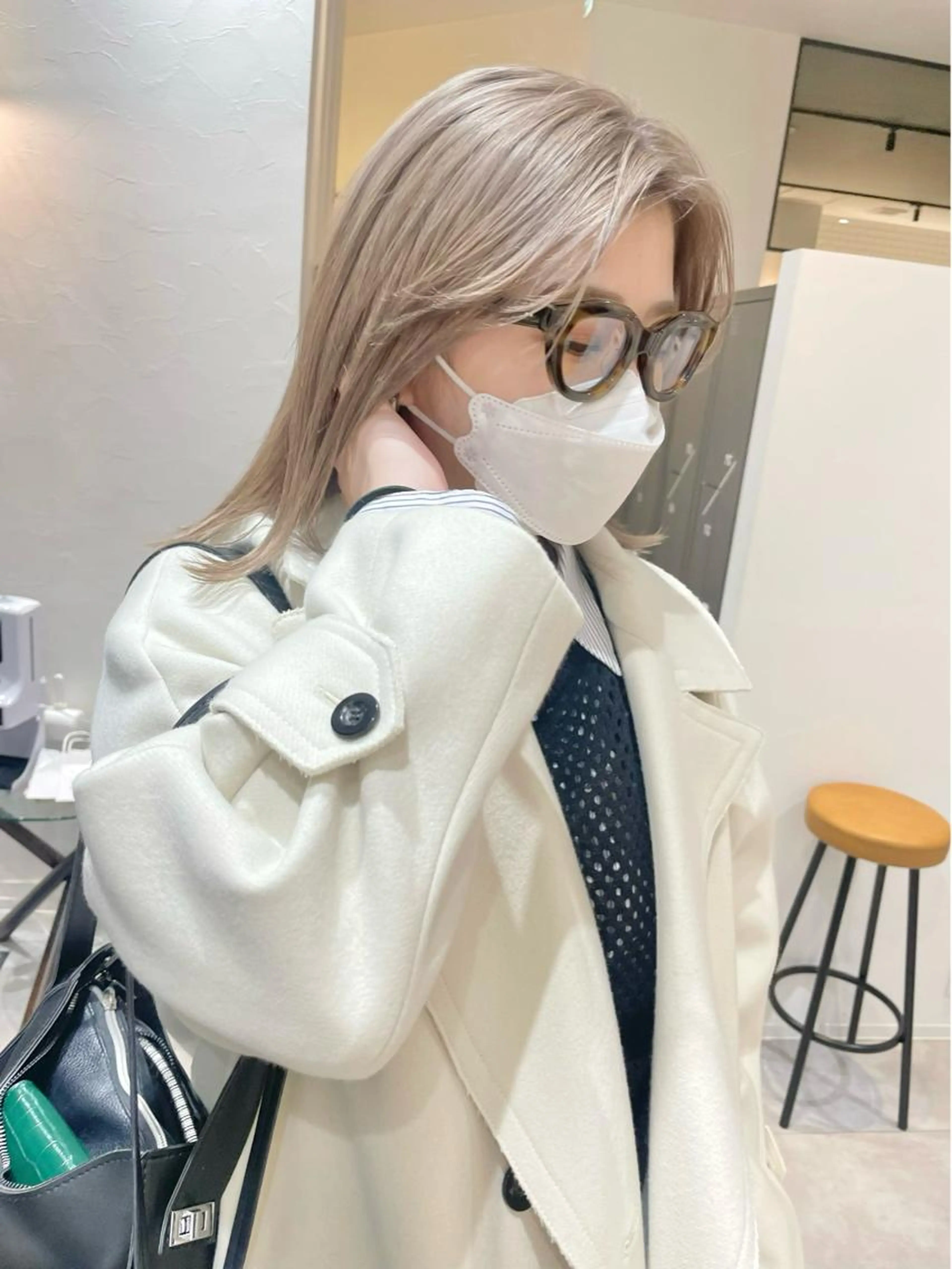 🚨1名限定募集🚨4/12 18:00​〜​ブリーチカラーモデルの写真