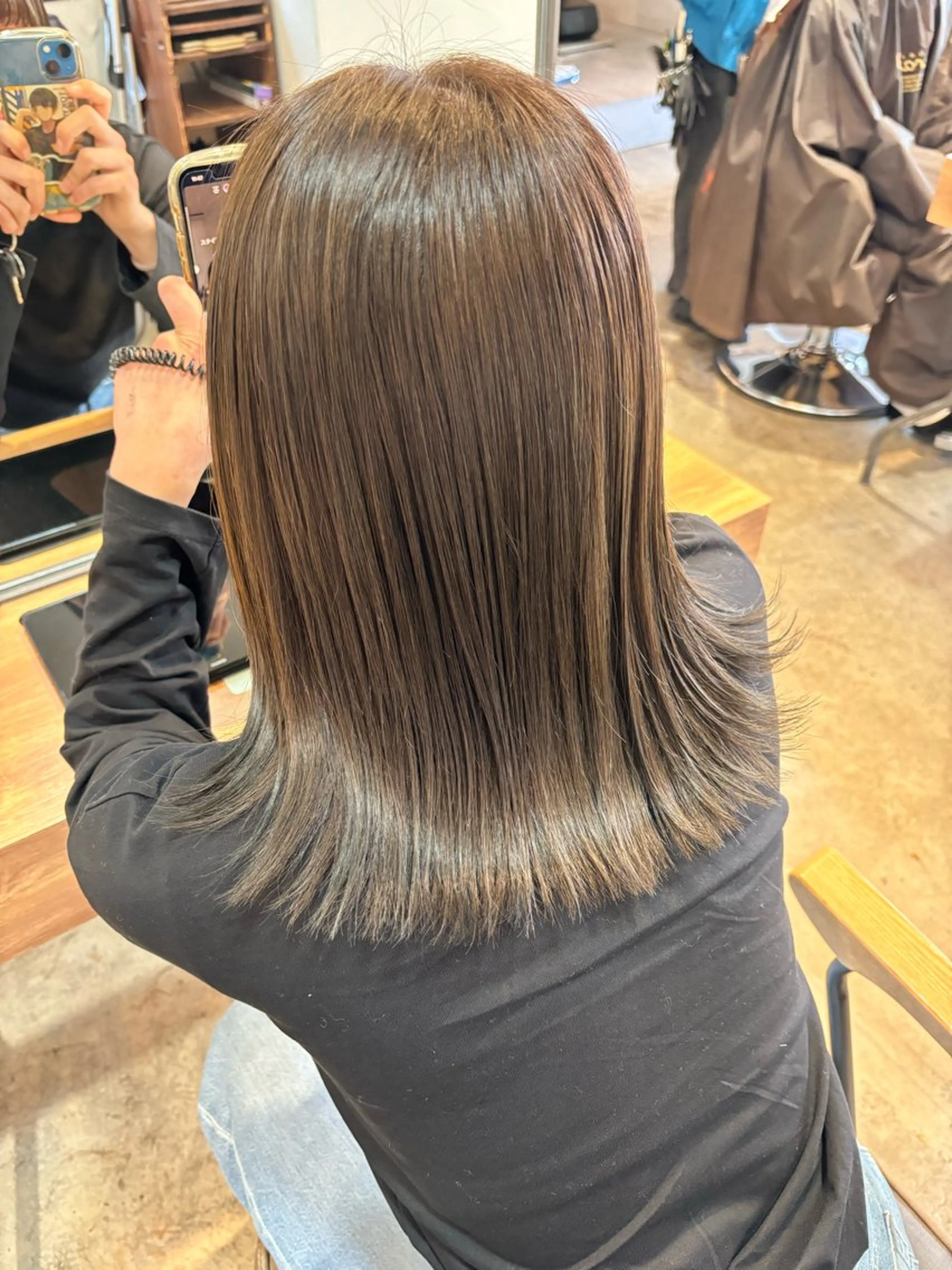 ミディアム カット ヘアカラー ☁️RIKA☁️ @ri2_____bのヘアスタイル