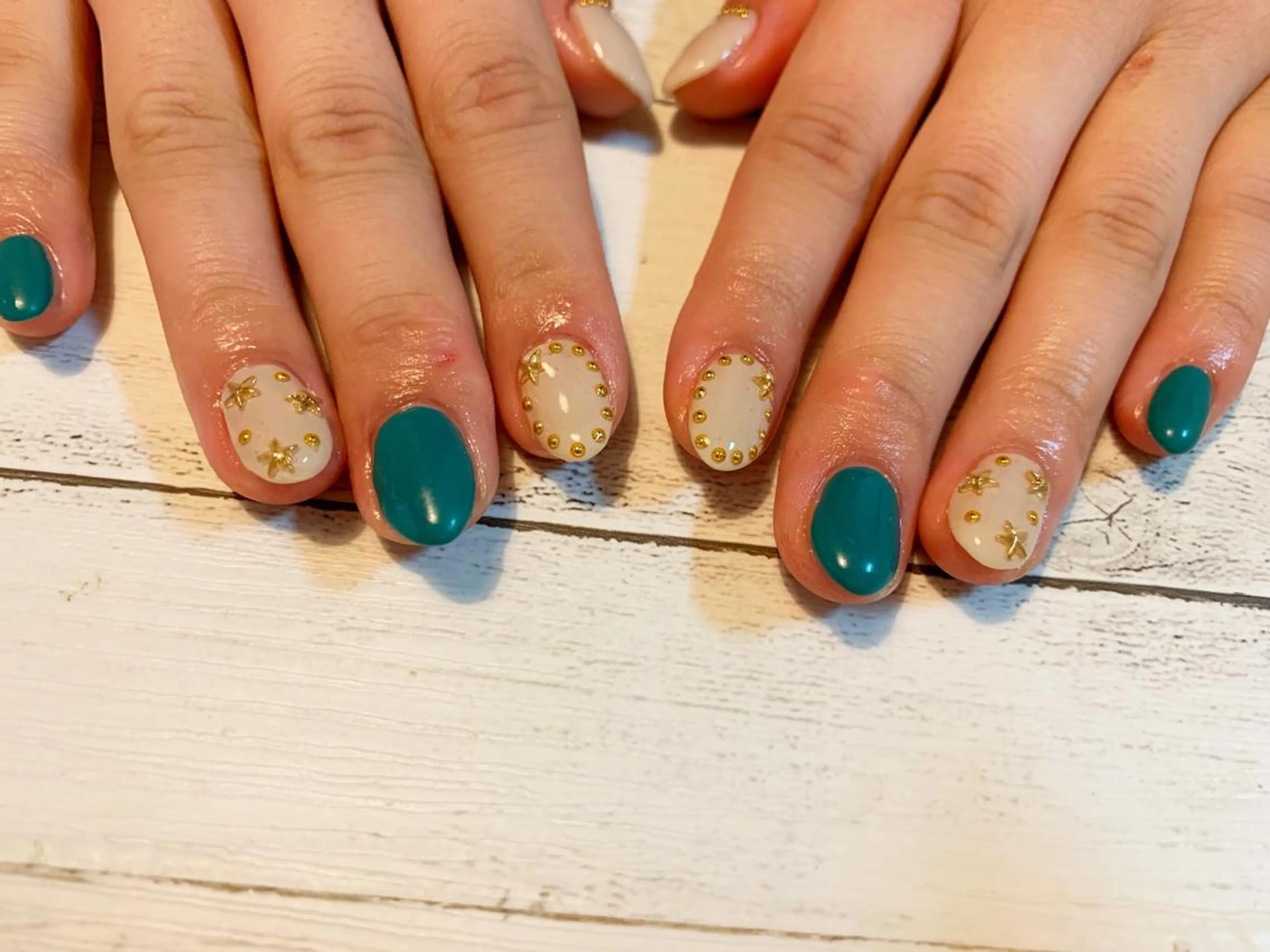 ネイル ハンドネイル フットネイル GéRanium Harukaのネイルデザイン