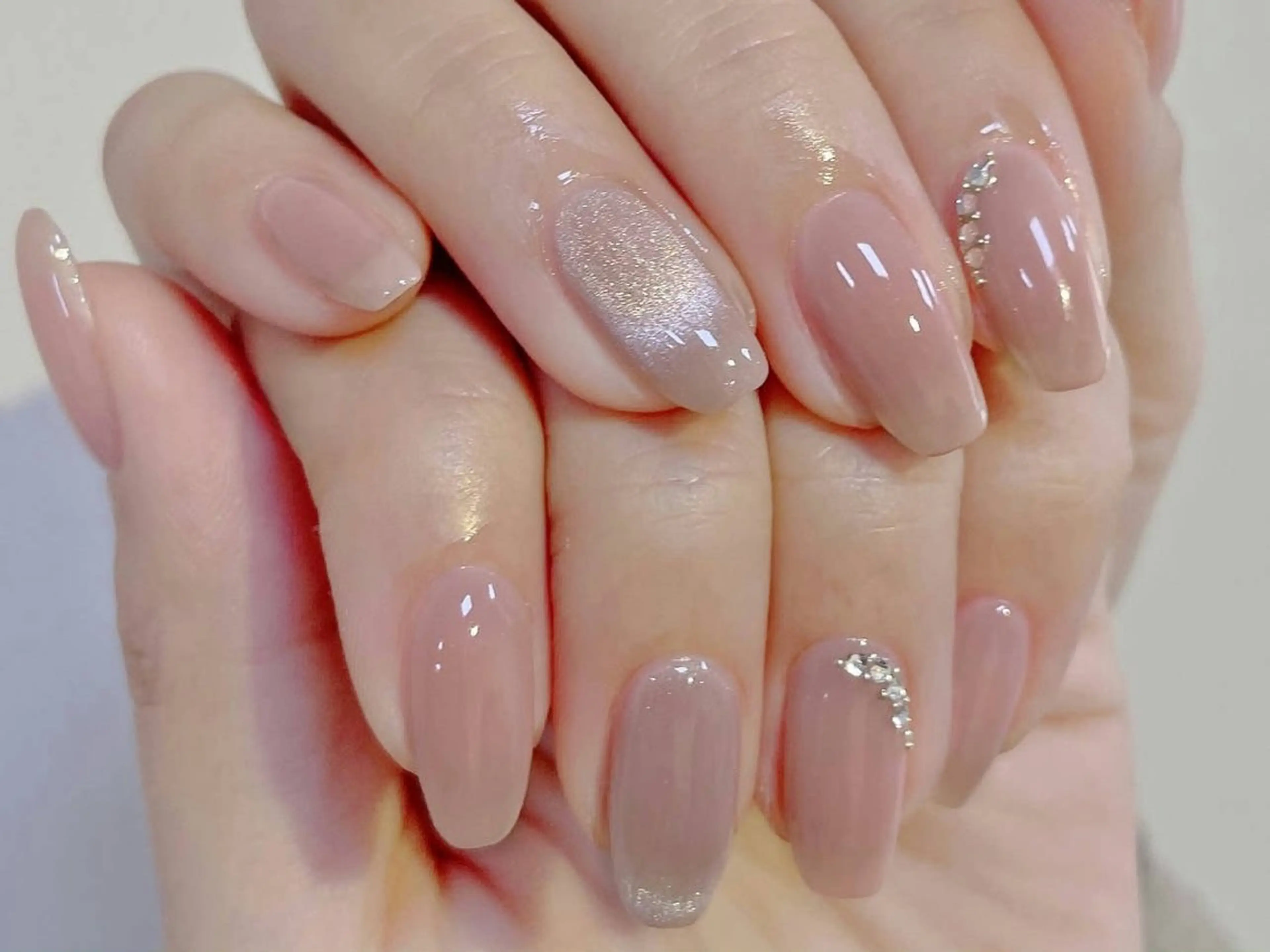 メンズ ネイル アートネイル フレンチネイル ジェルネイル キラキラネイル パラジェル ハンドネイル Bloom スカルプ専門店のネイルデザイン