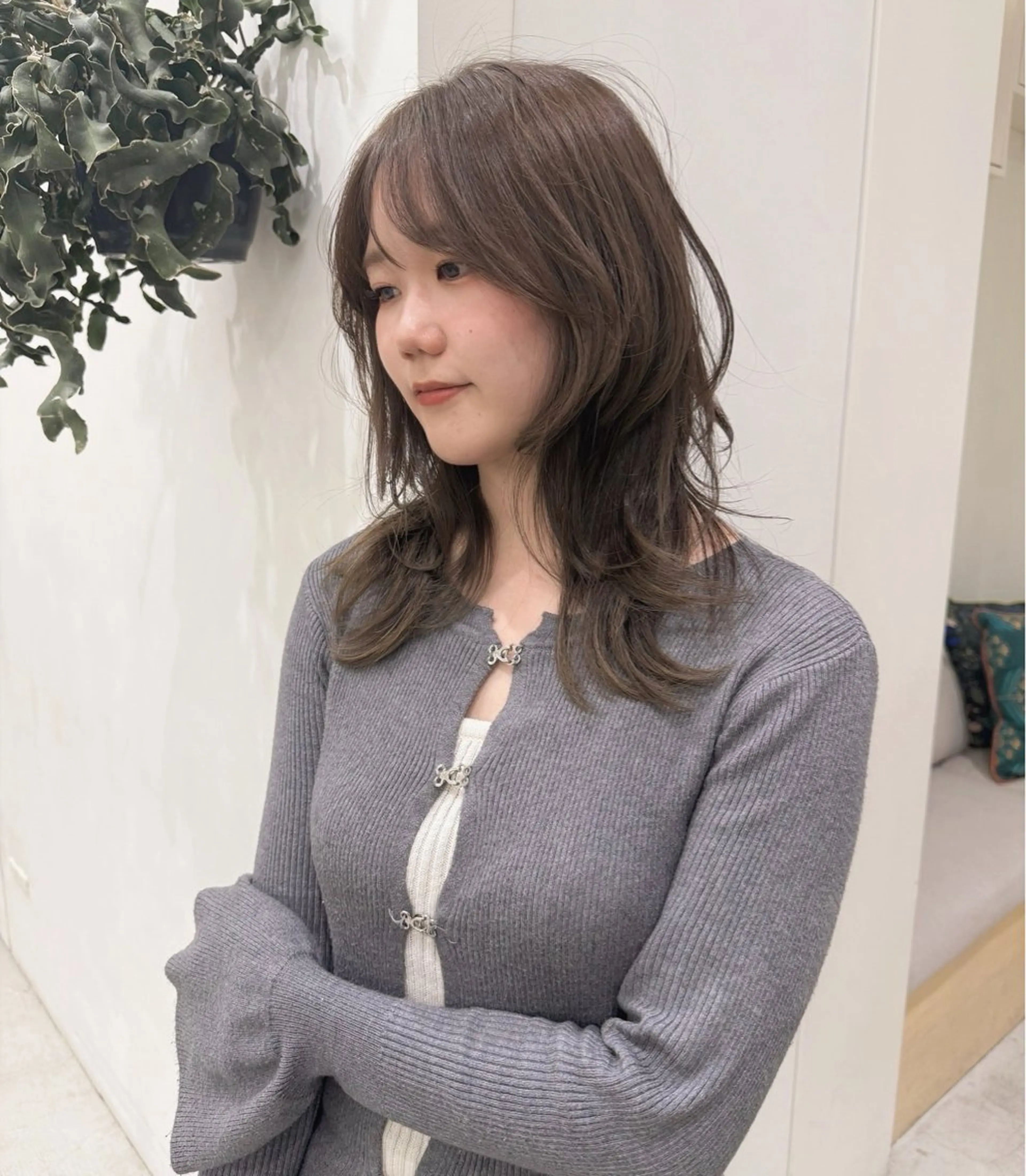 セミロング 💛🤍U too e’s 鎌倉🧸のヘアスタイル