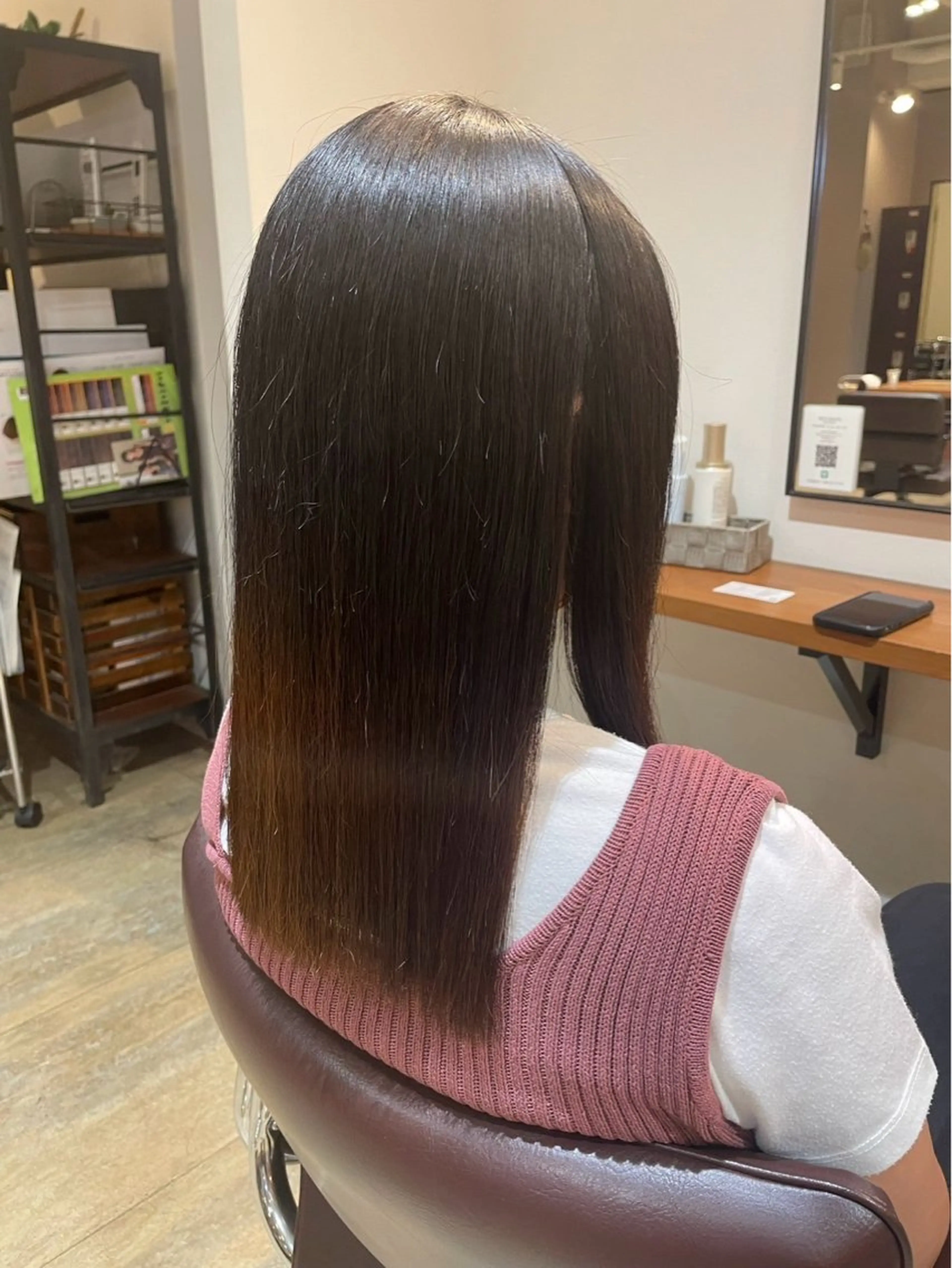 ロング ROCAReTA FOR HAIR 千本丸太町店所属・なかがきはな/ボブ/ レイヤー/パーマのヘアスタイル