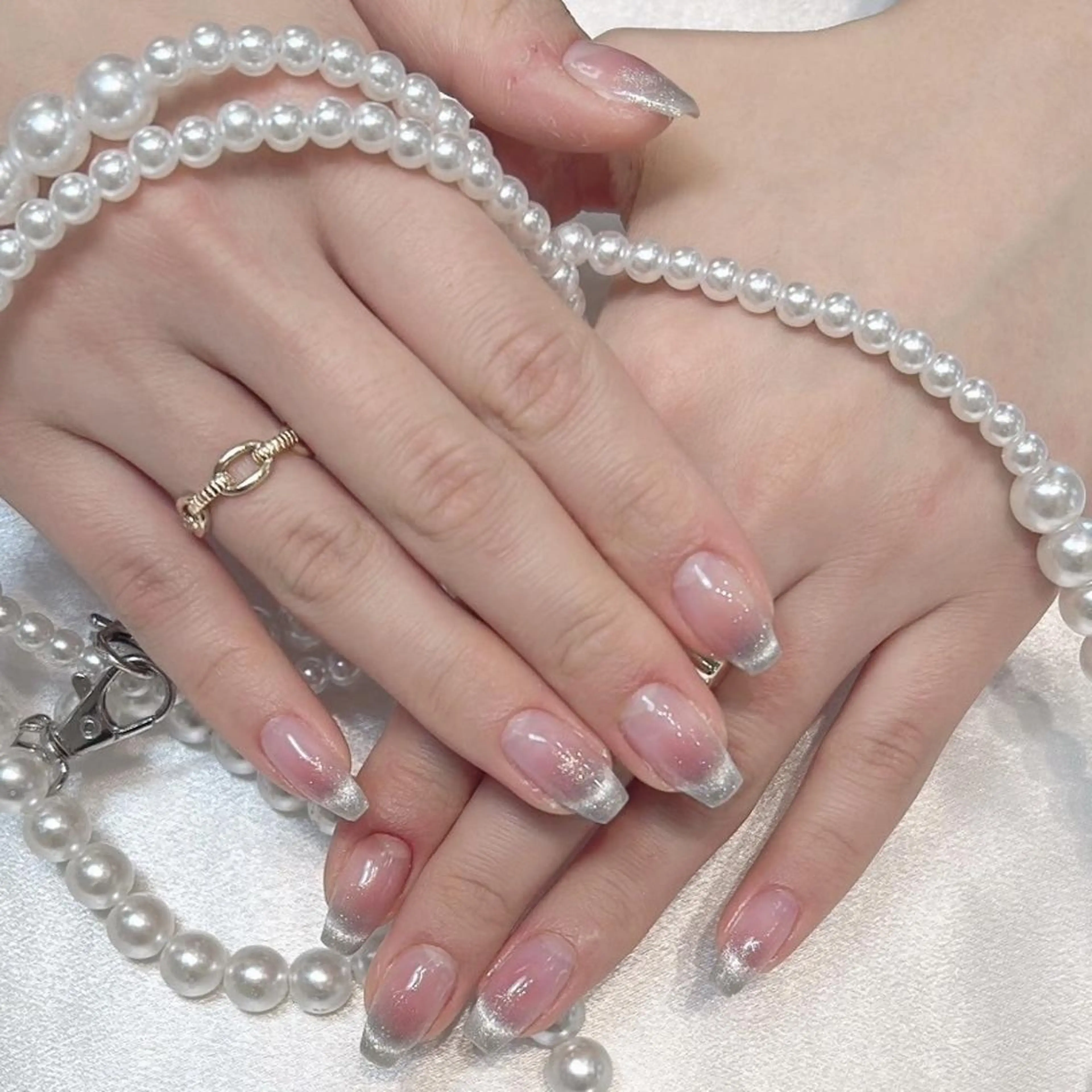 ネイル RAFFINE 月🦋🩵のネイルデザイン