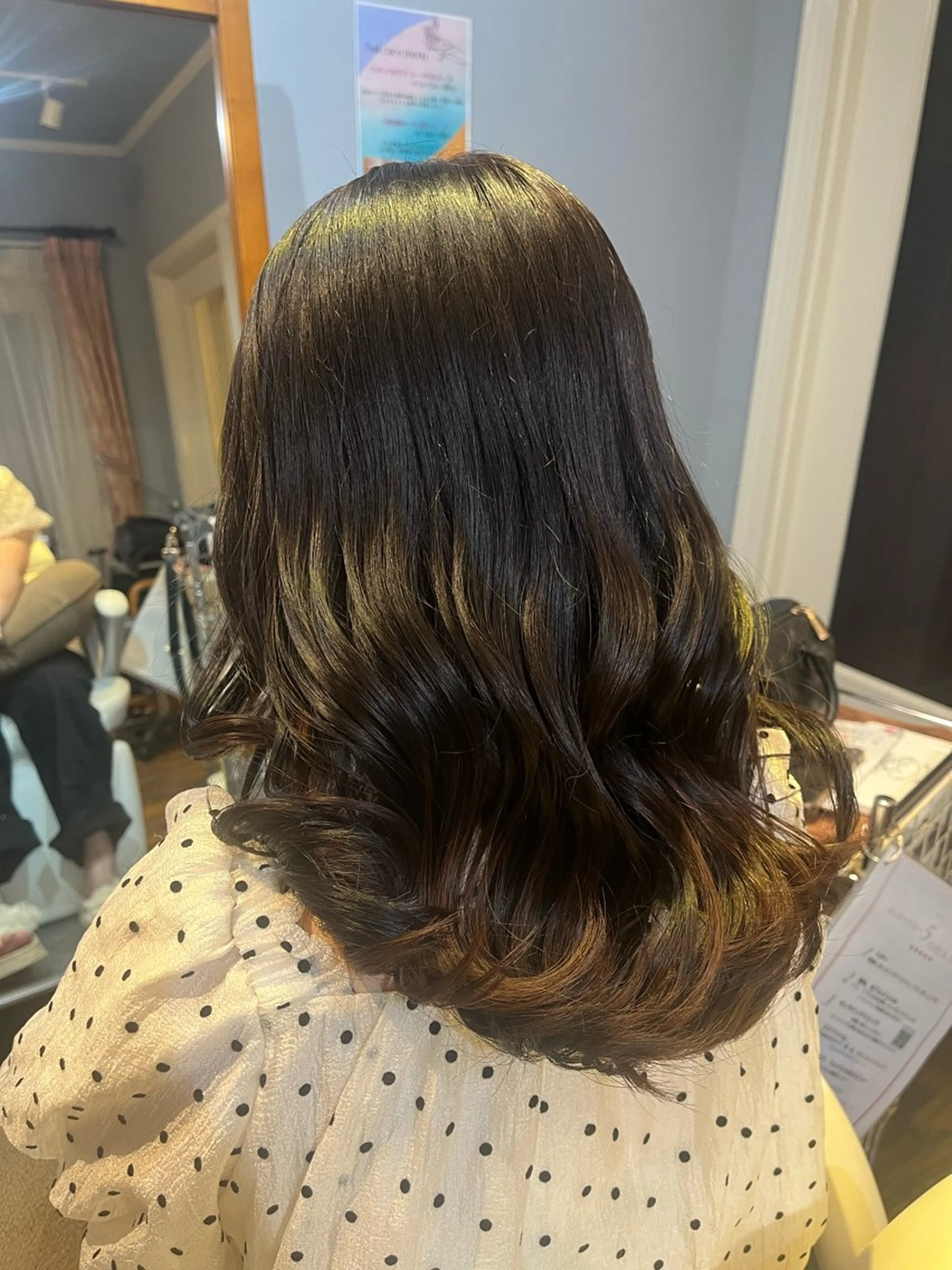 セミロング カラー 黒髪 ブリーチ グラデーションカラー ヘアカラー jam Creative Hair Design所属・【jam】横山 真優華のヘアスタイル