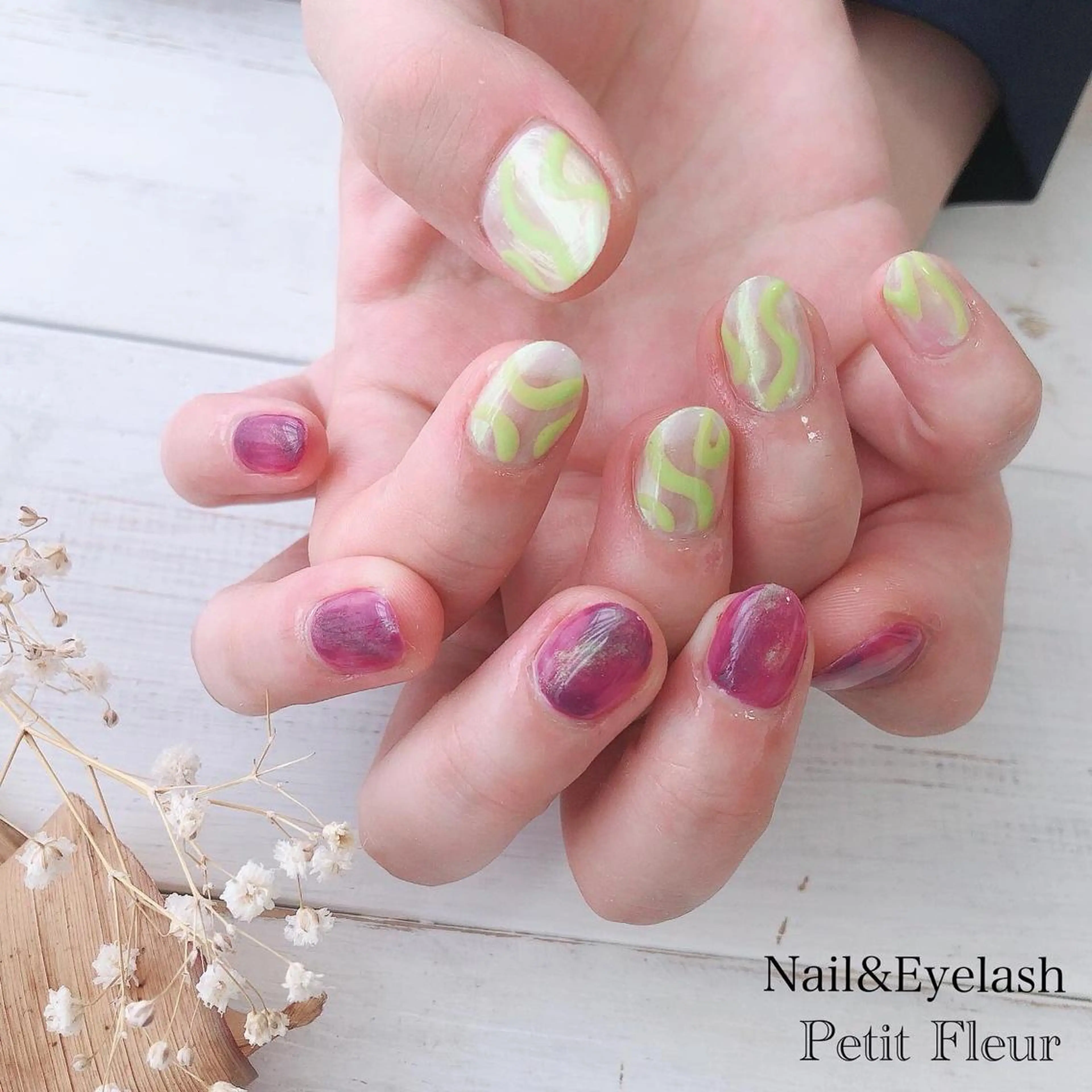 ネイル Petit Fleur所属・青柳 亜梨奈のマツエク・マツパデザイン